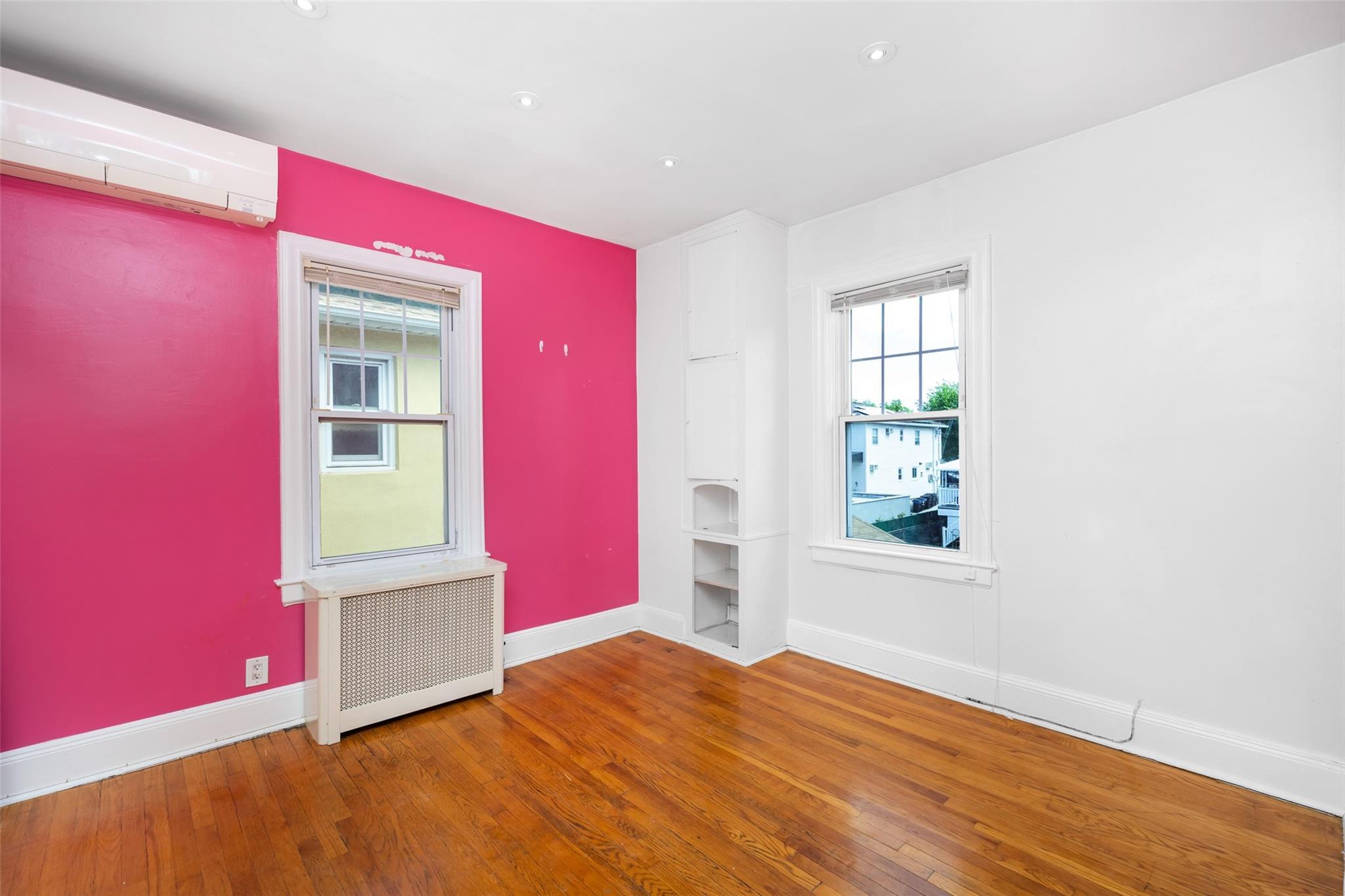Single Family Swinton  Bronx, NY 10465, MLS-863011-8