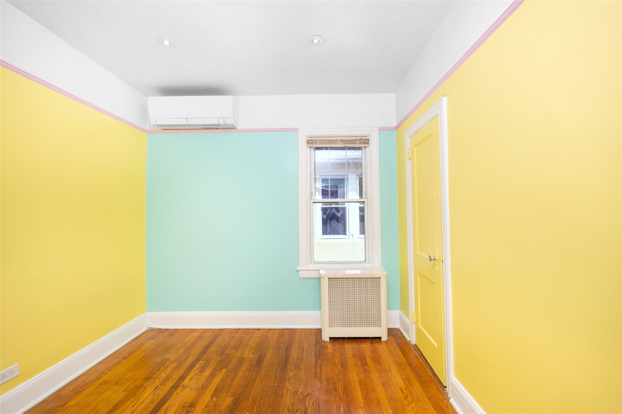 Single Family Swinton  Bronx, NY 10465, MLS-863011-9