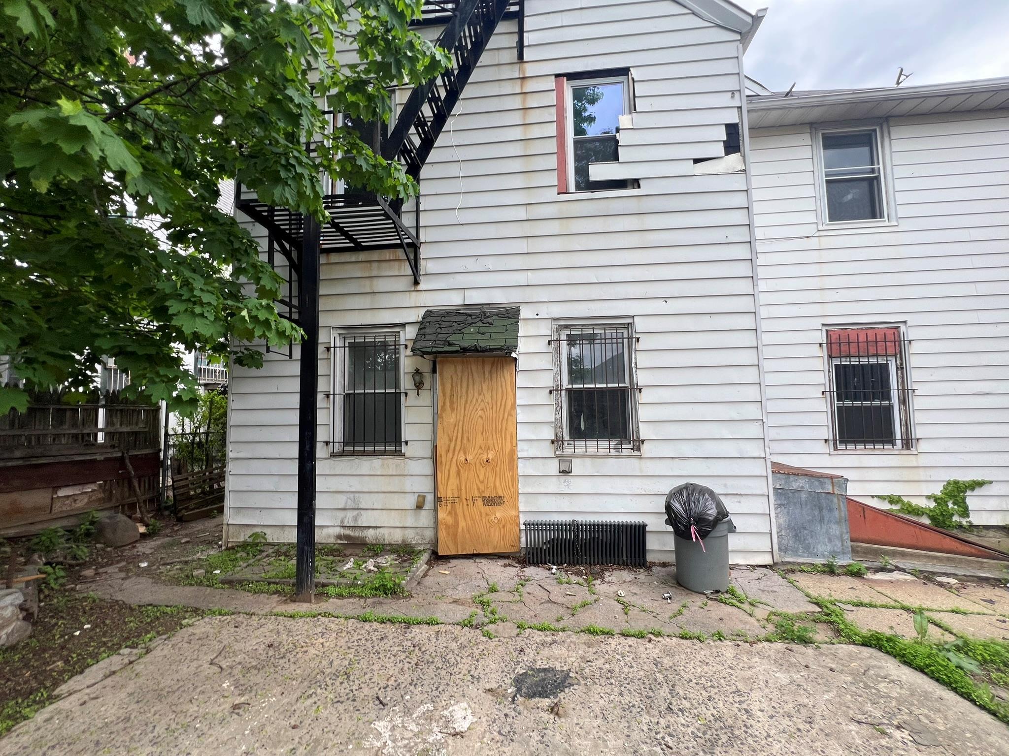 Single Family Livingston  Westchester County, NY 10705, MLS-863023-6