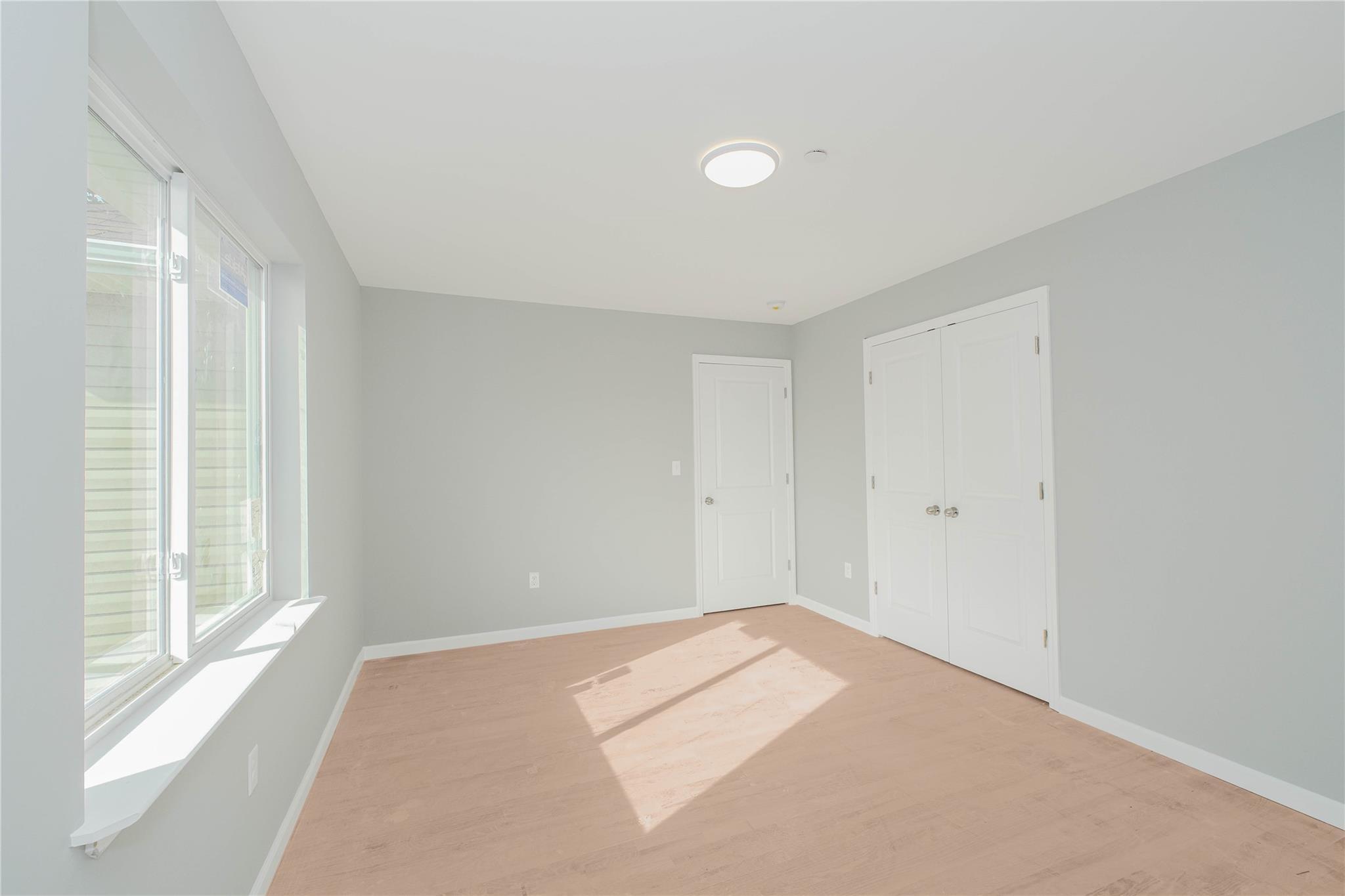 Single Family Cunard Ave  Staten Island, NY 10304, MLS-863025-12