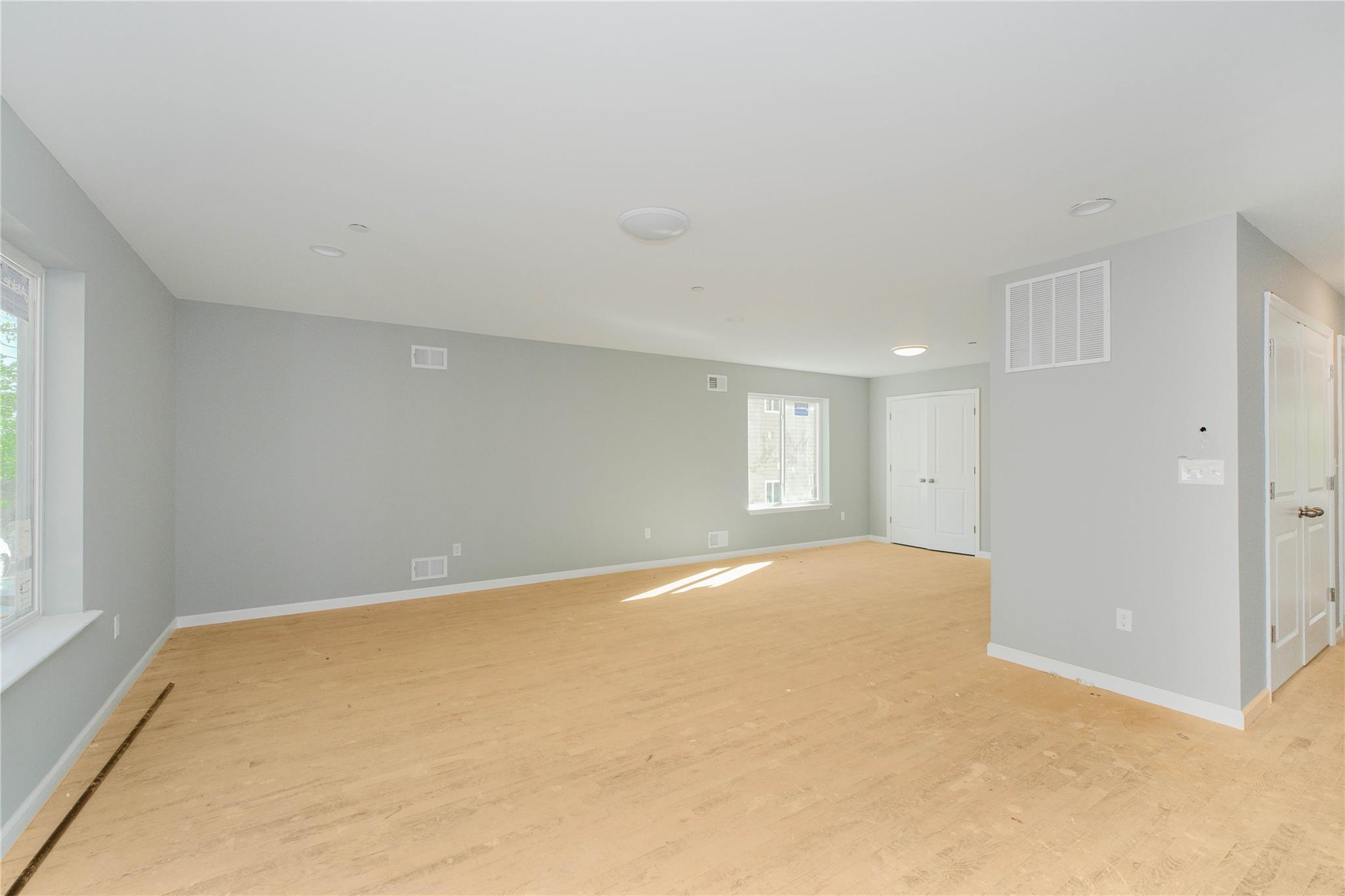Single Family Cunard Ave  Staten Island, NY 10304, MLS-863025-22