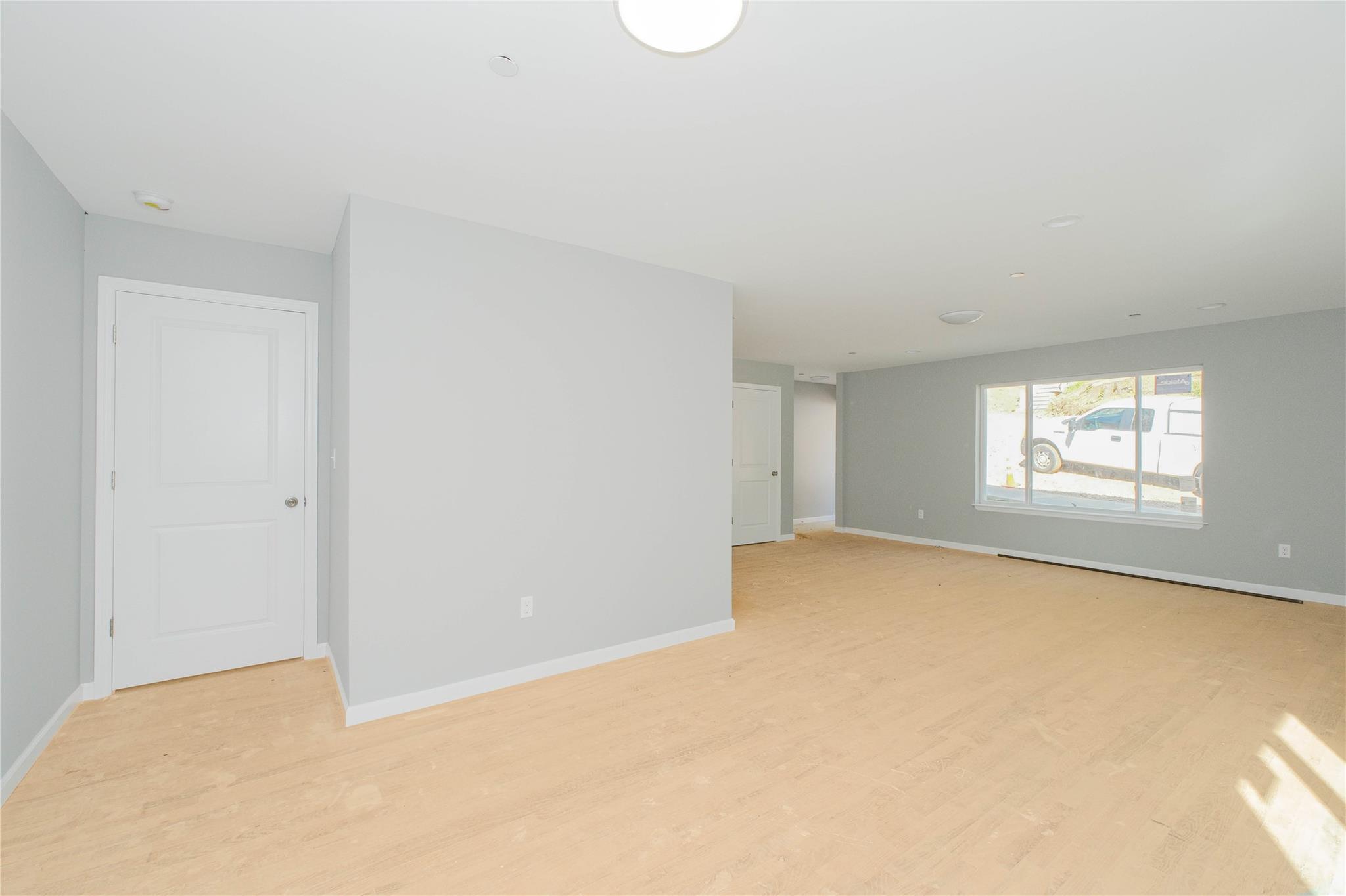 Single Family Cunard Ave  Staten Island, NY 10304, MLS-863025-24