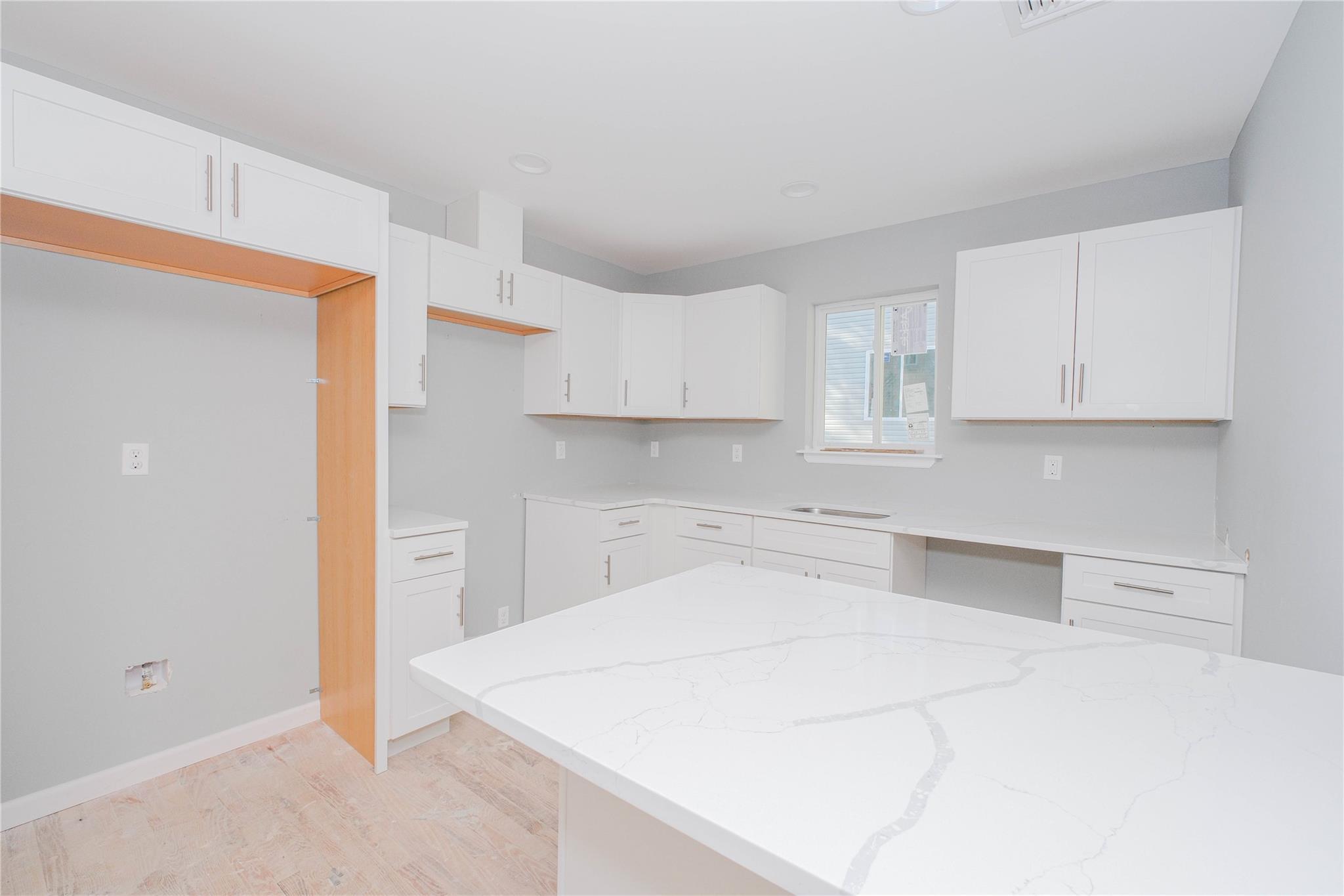 Single Family Cunard Ave  Staten Island, NY 10304, MLS-863025-25
