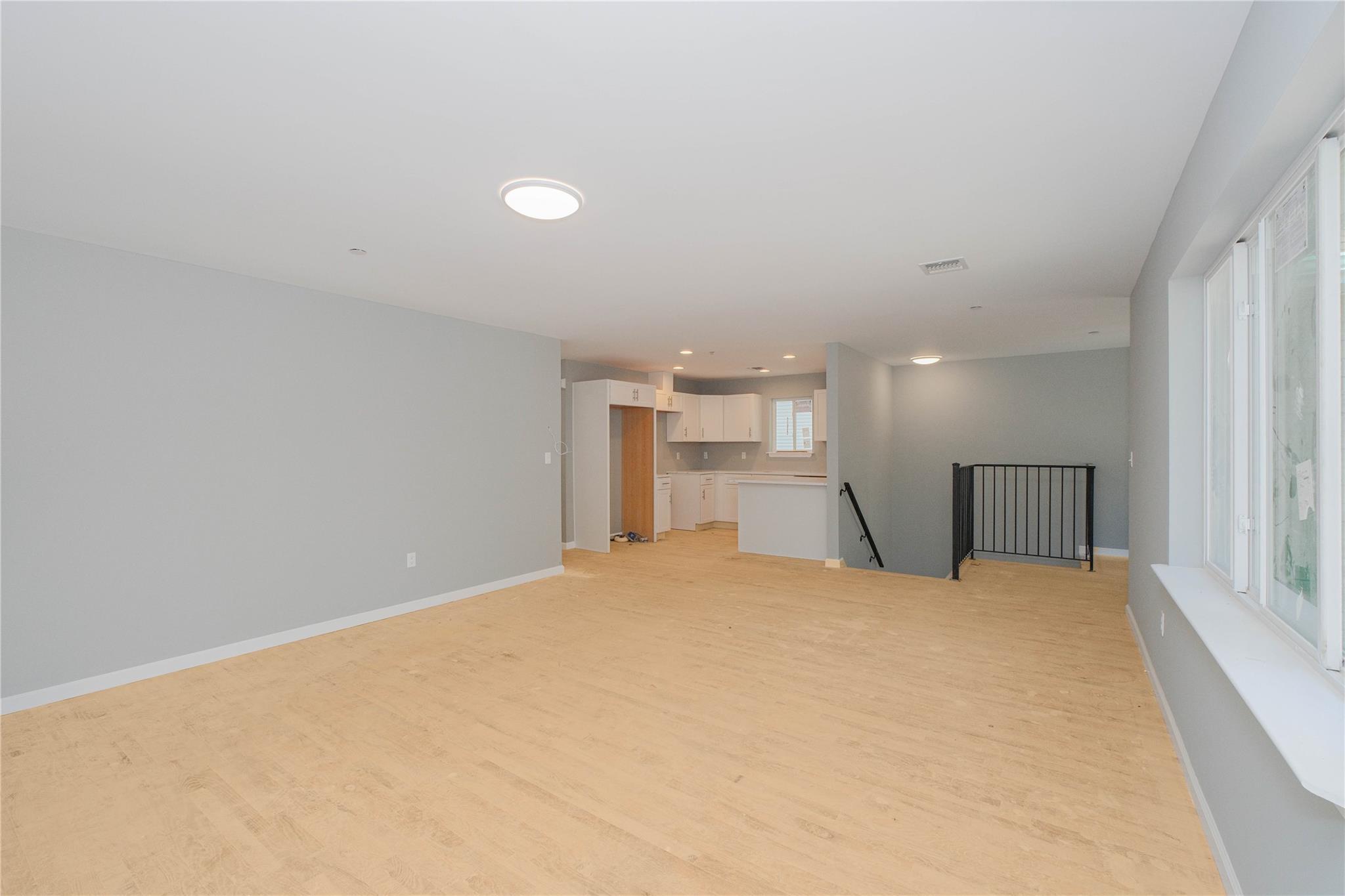 Single Family Cunard Ave  Staten Island, NY 10304, MLS-863025-3