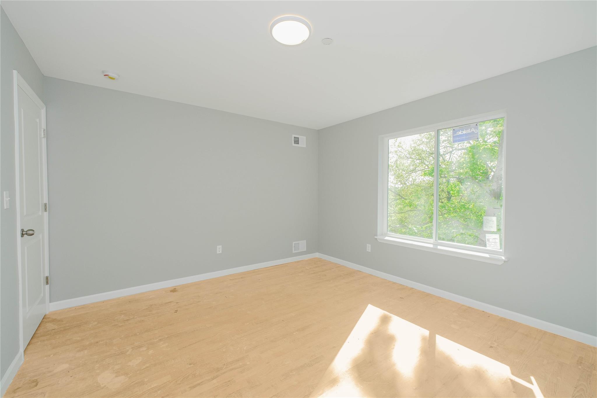 Single Family Cunard Ave  Staten Island, NY 10304, MLS-863025-33
