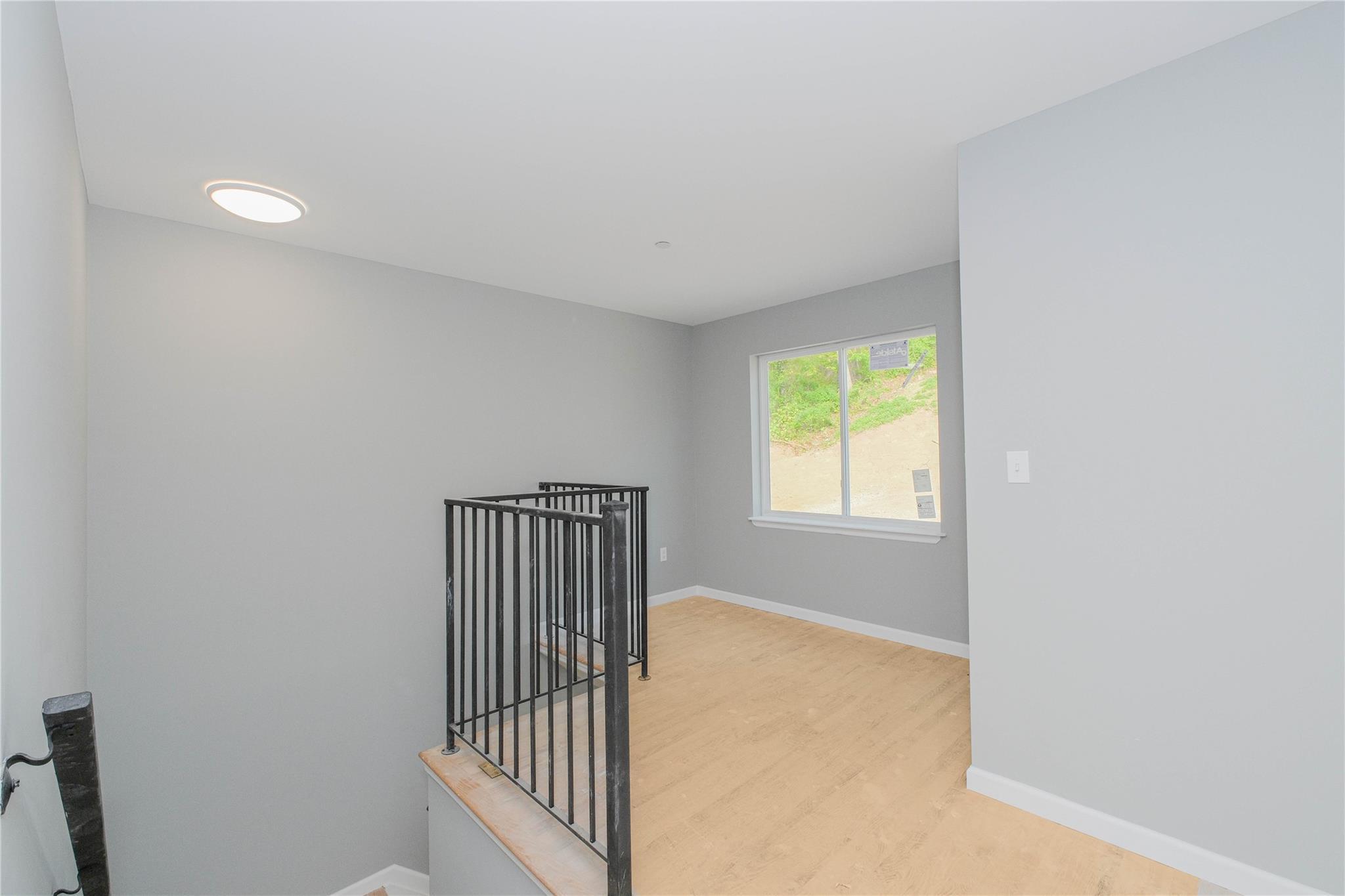 Single Family Cunard Ave  Staten Island, NY 10304, MLS-863025-5