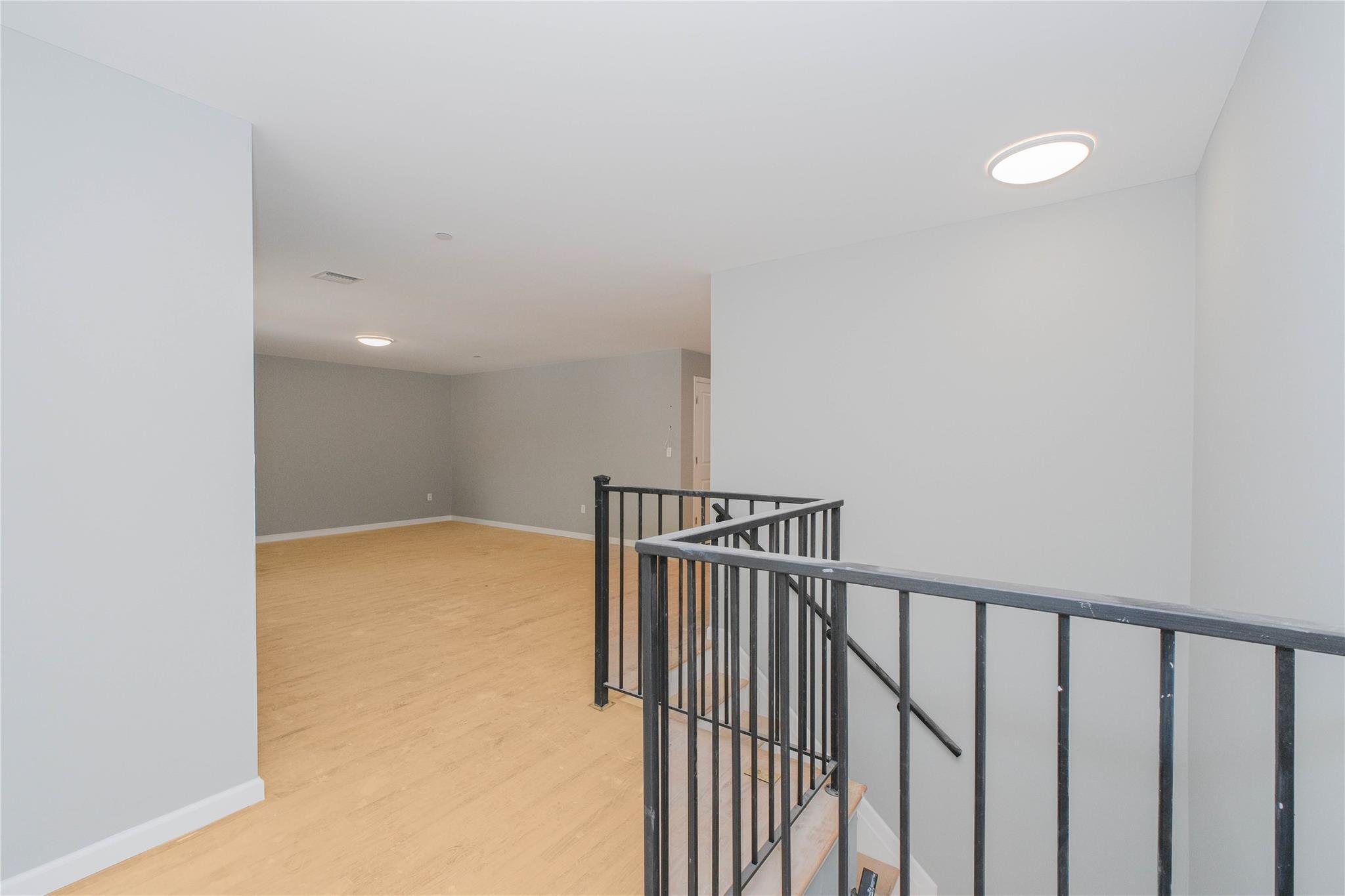 Single Family Cunard Ave  Staten Island, NY 10304, MLS-863025-6