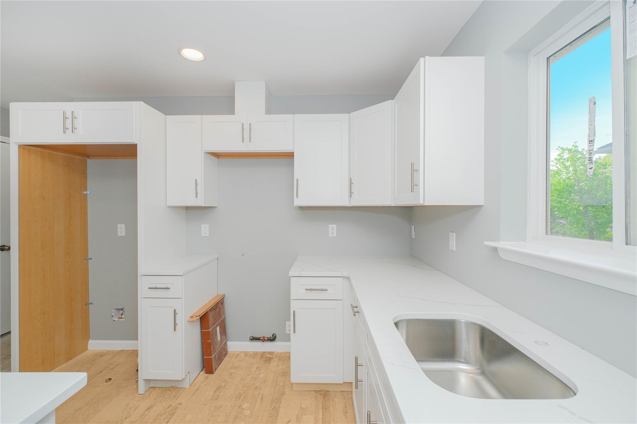 Single Family Cunard Ave  Staten Island, NY 10304, MLS-863025-9