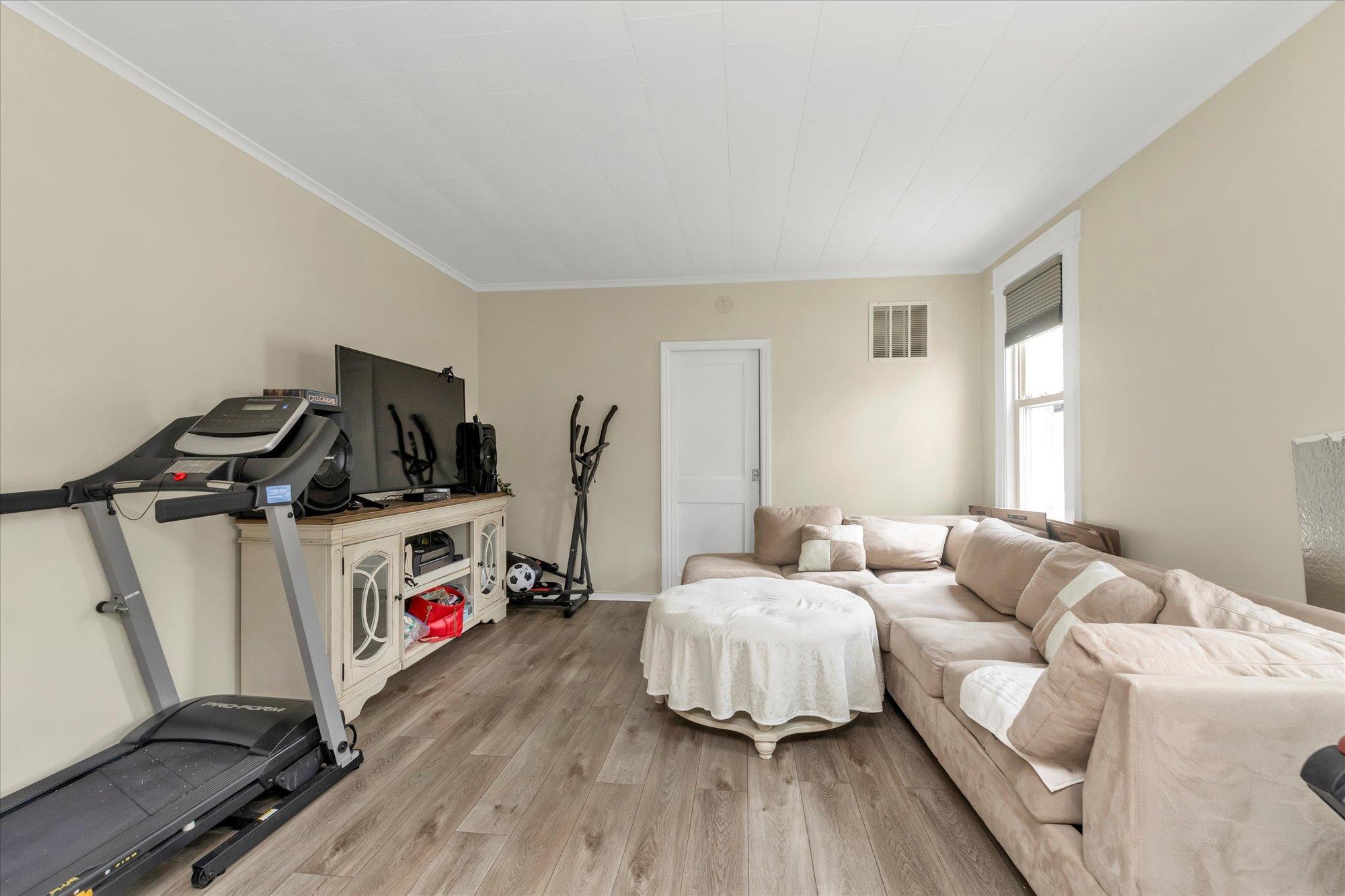 Single Family 83  Queens, NY 11385, MLS-863043-15