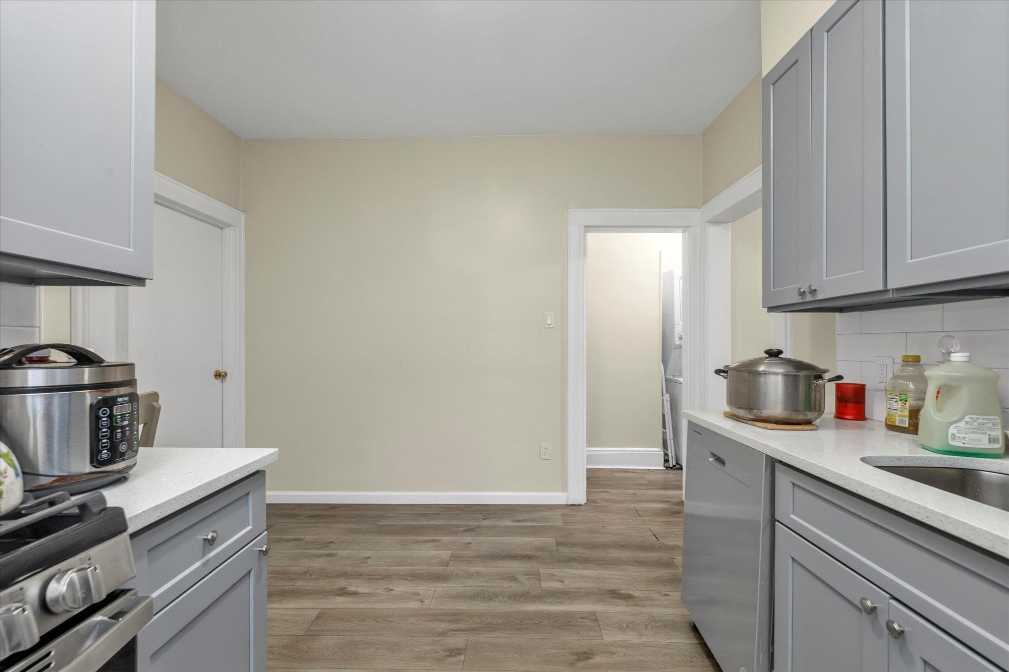 Single Family 83  Queens, NY 11385, MLS-863043-18
