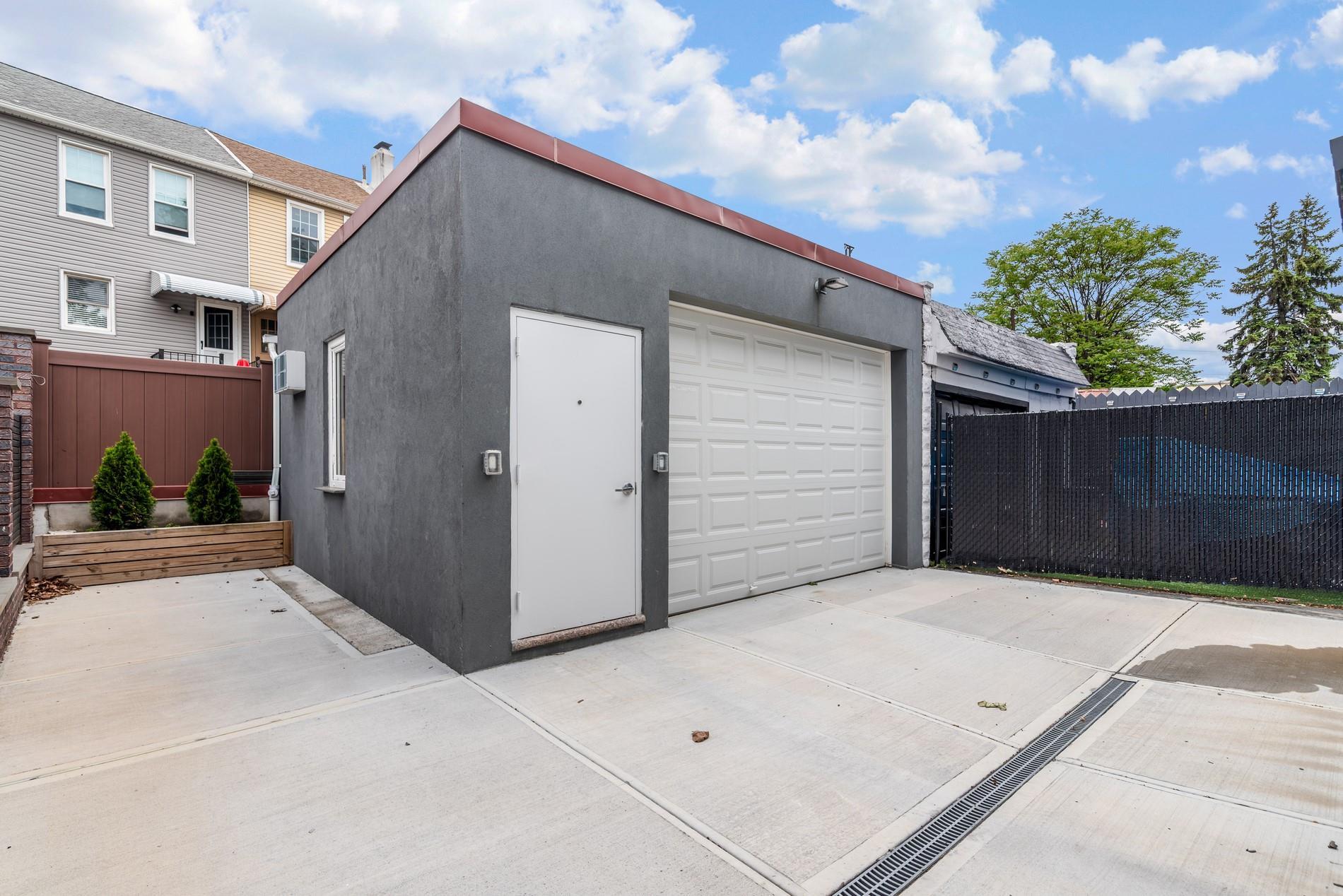 Single Family 62nd  Queens, NY 11379, MLS-863048-24