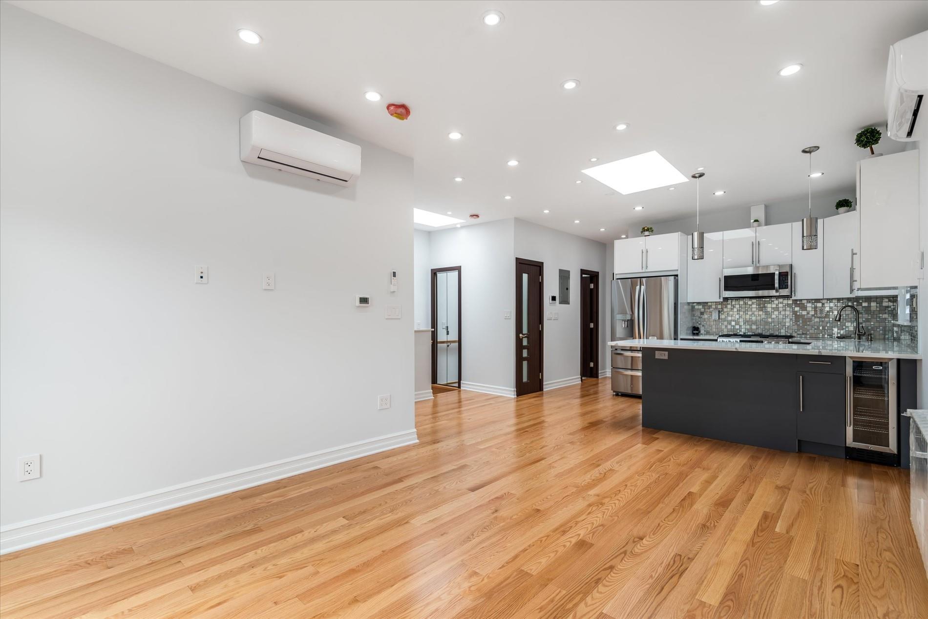Single Family 62nd  Queens, NY 11379, MLS-863048-8