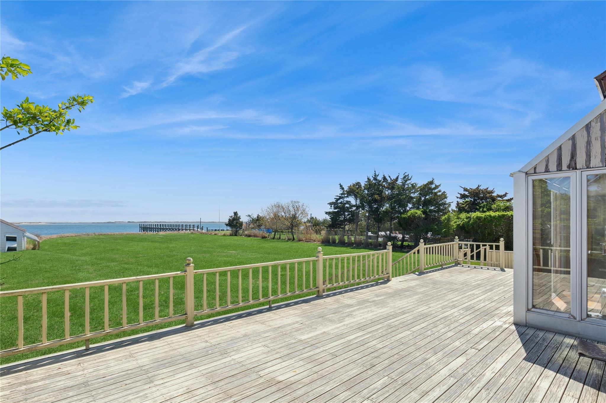 Single Family Tuthill Point  Suffolk County, NY 11940, MLS-863077-37