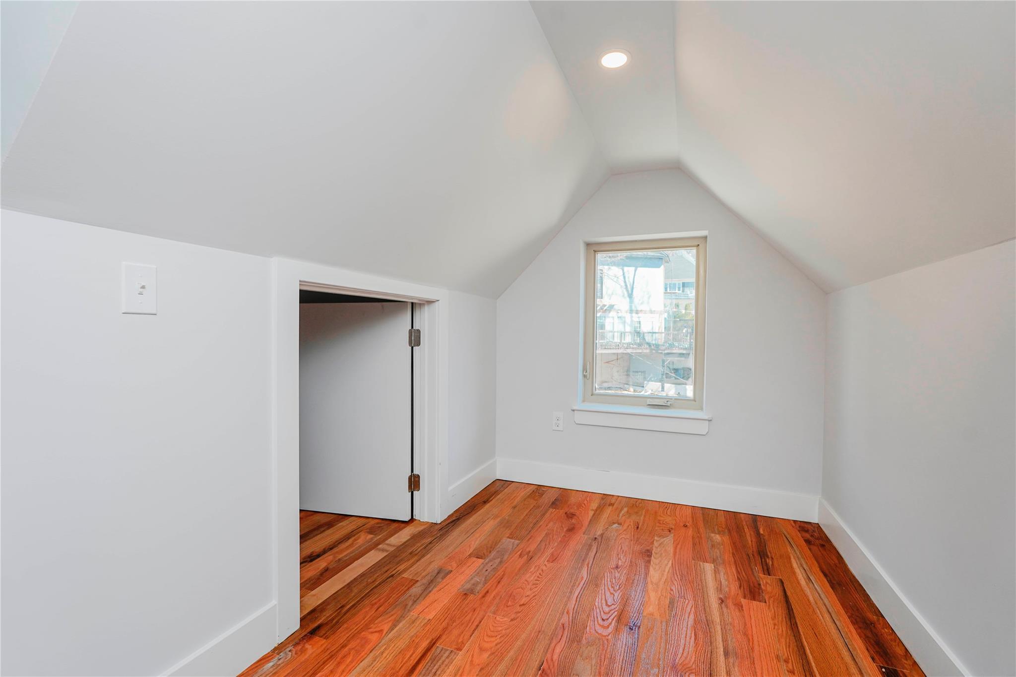 Single Family Ridge Ct  Staten Island, NY 10301, MLS-863082-17
