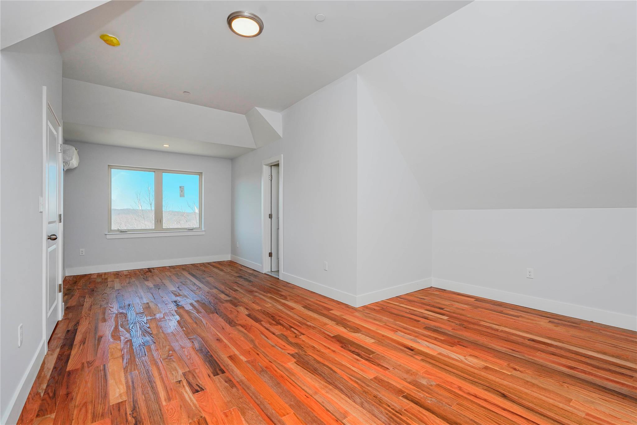 Single Family Ridge Ct  Staten Island, NY 10301, MLS-863082-18