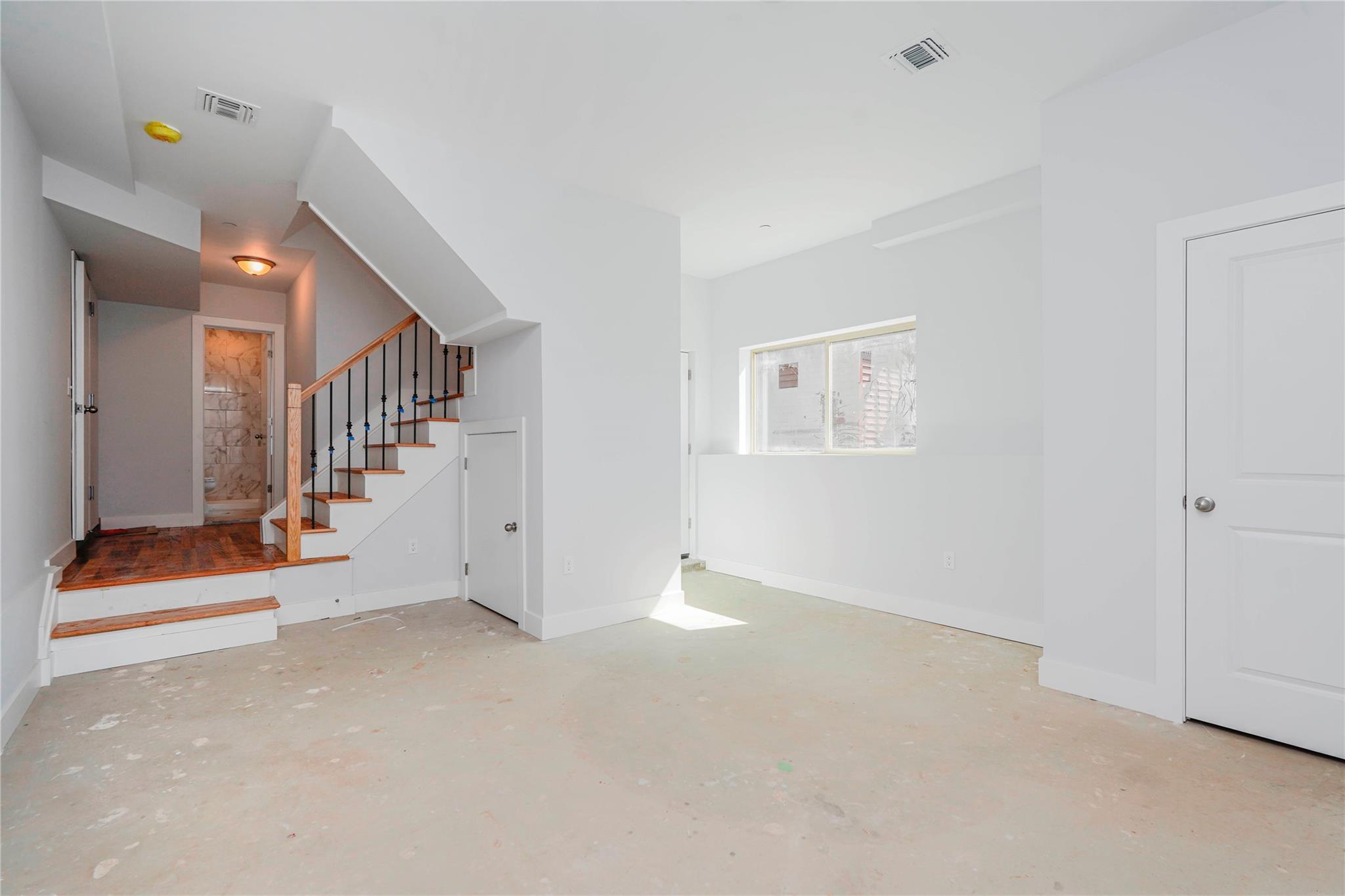 Single Family Ridge Ct  Staten Island, NY 10301, MLS-863082-23