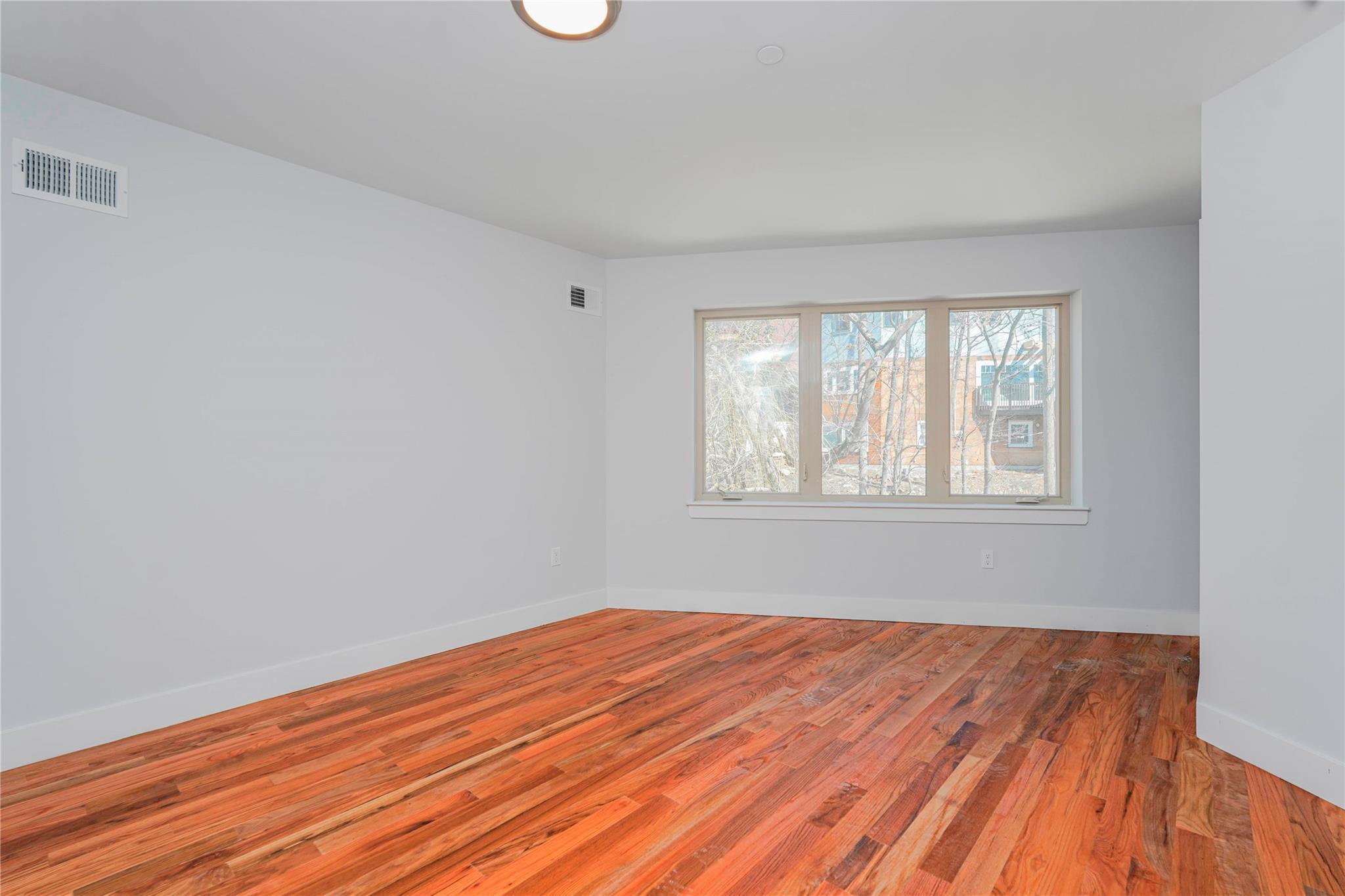 Single Family Ridge Ct  Staten Island, NY 10301, MLS-863082-9