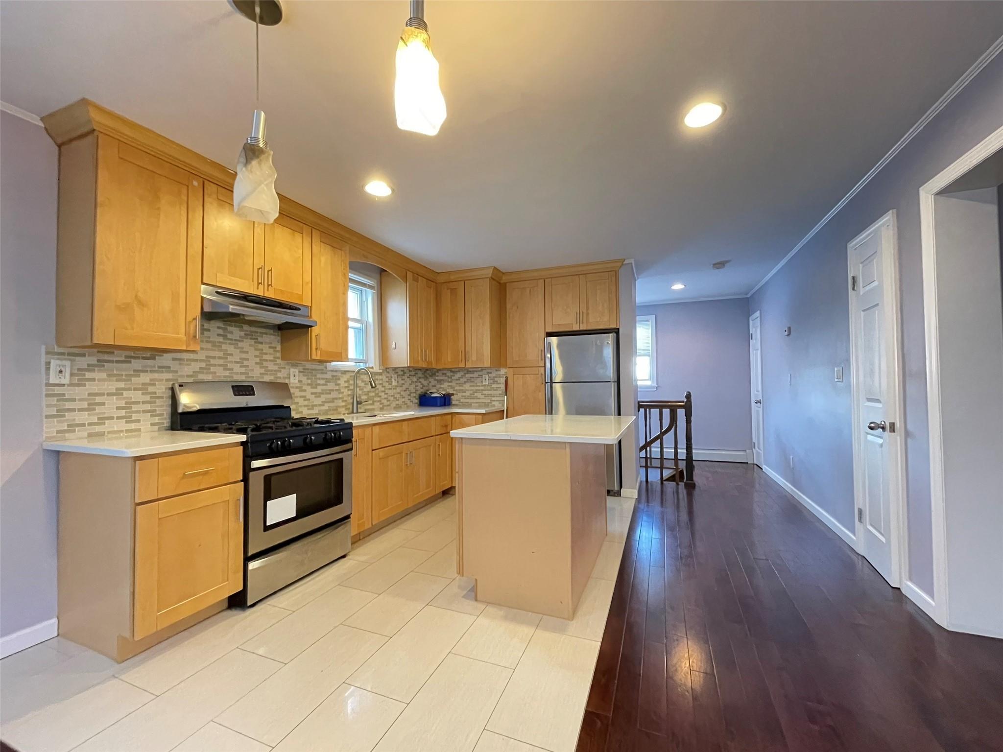Single Family Ash  Nassau County, NY 11021, MLS-863089-14