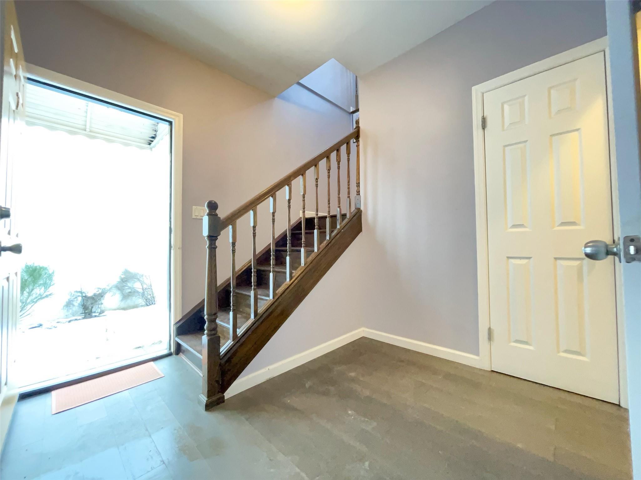 Single Family Ash  Nassau County, NY 11021, MLS-863089-6
