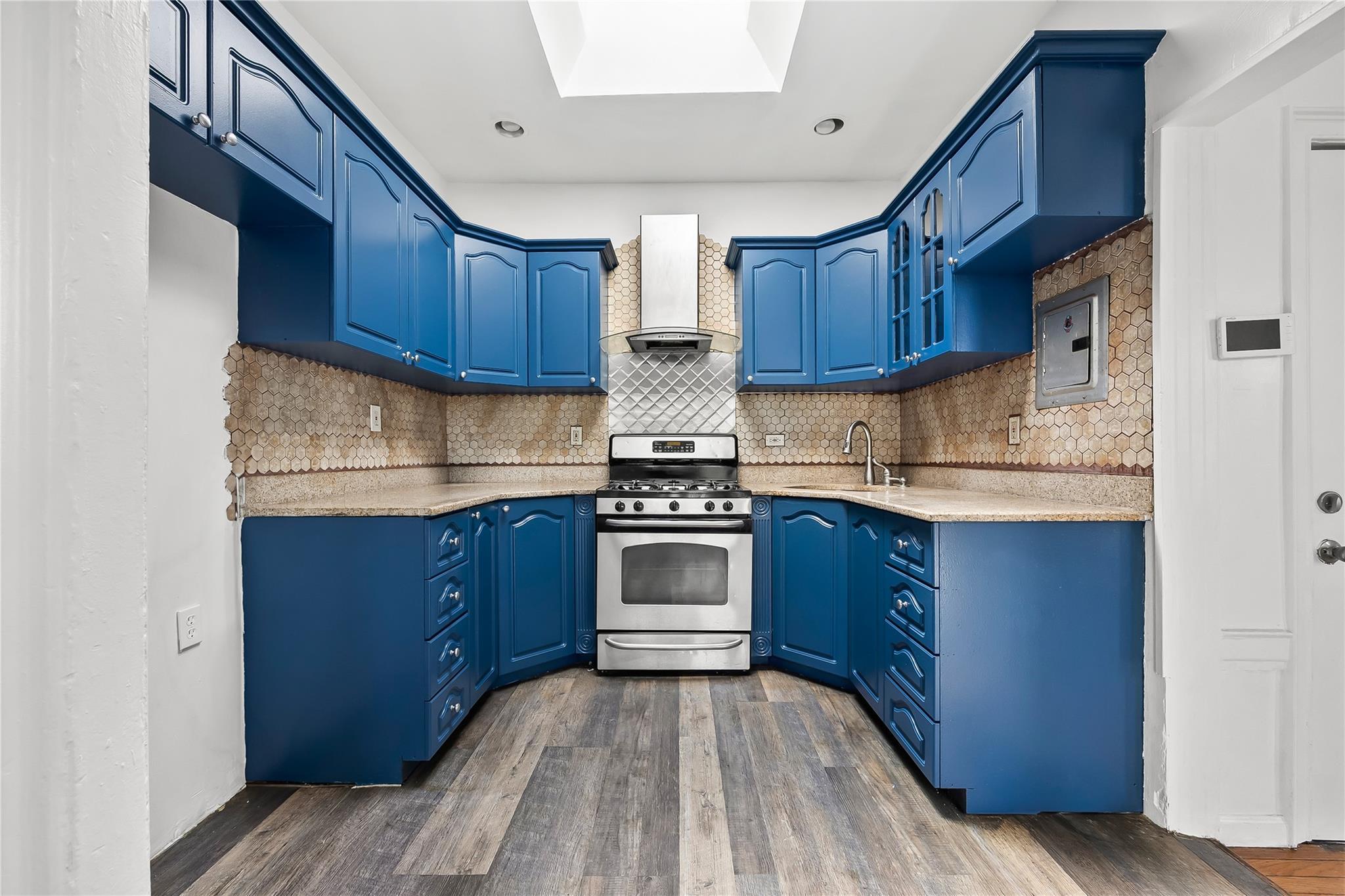 Single Family Sutter  Brooklyn, NY 11208, MLS-863128-4