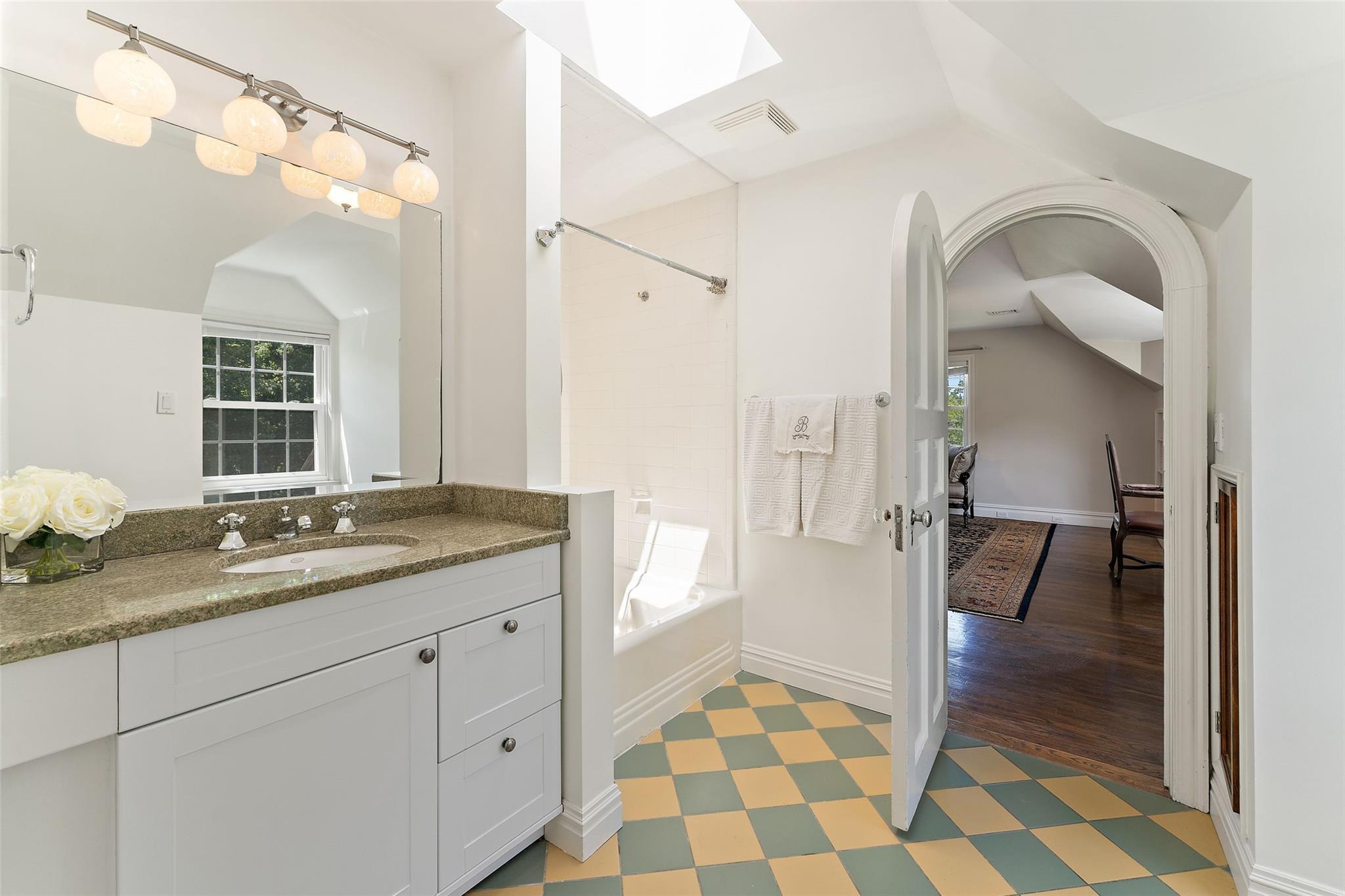 Single Family Castle  Westchester County, NY 10583, MLS-863130-12