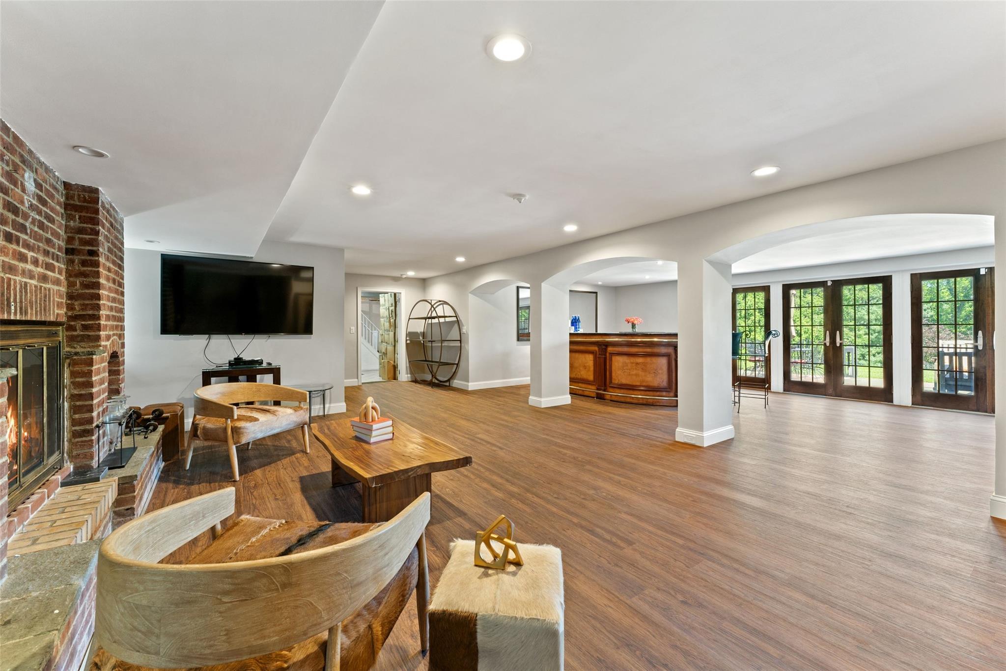 Single Family Castle  Westchester County, NY 10583, MLS-863130-17