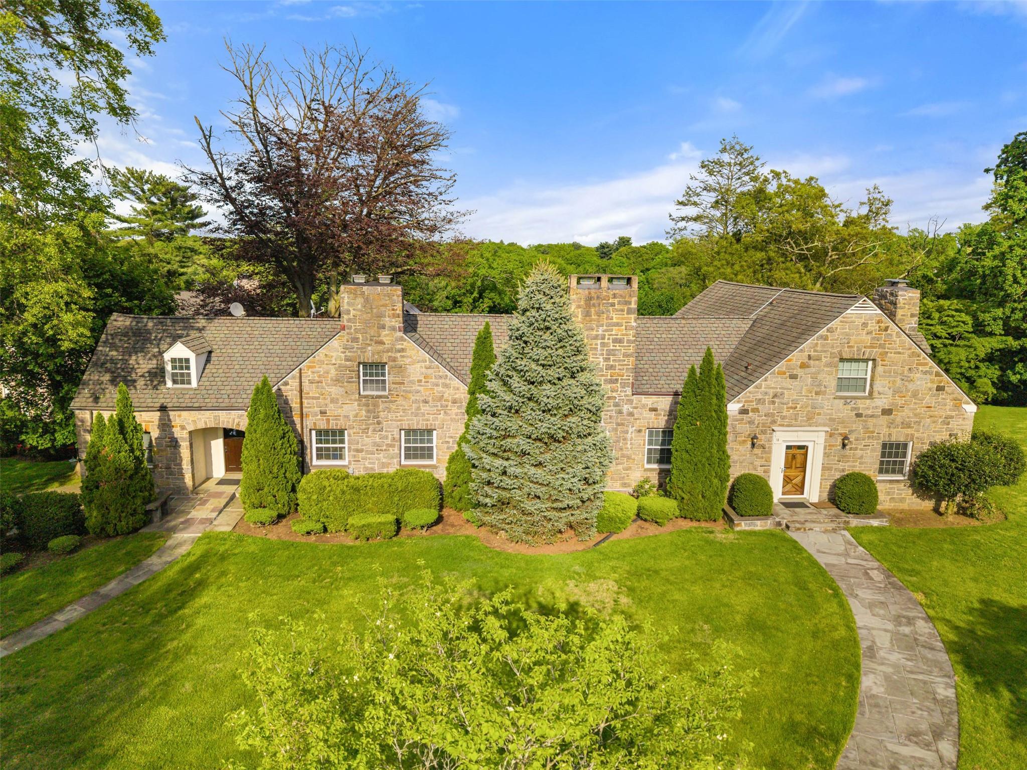 Single Family Castle  Westchester County, NY 10583, MLS-863130-29