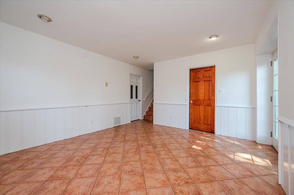 Single Family Hungry Harbor  Nassau County, NY 11581, MLS-863160-11