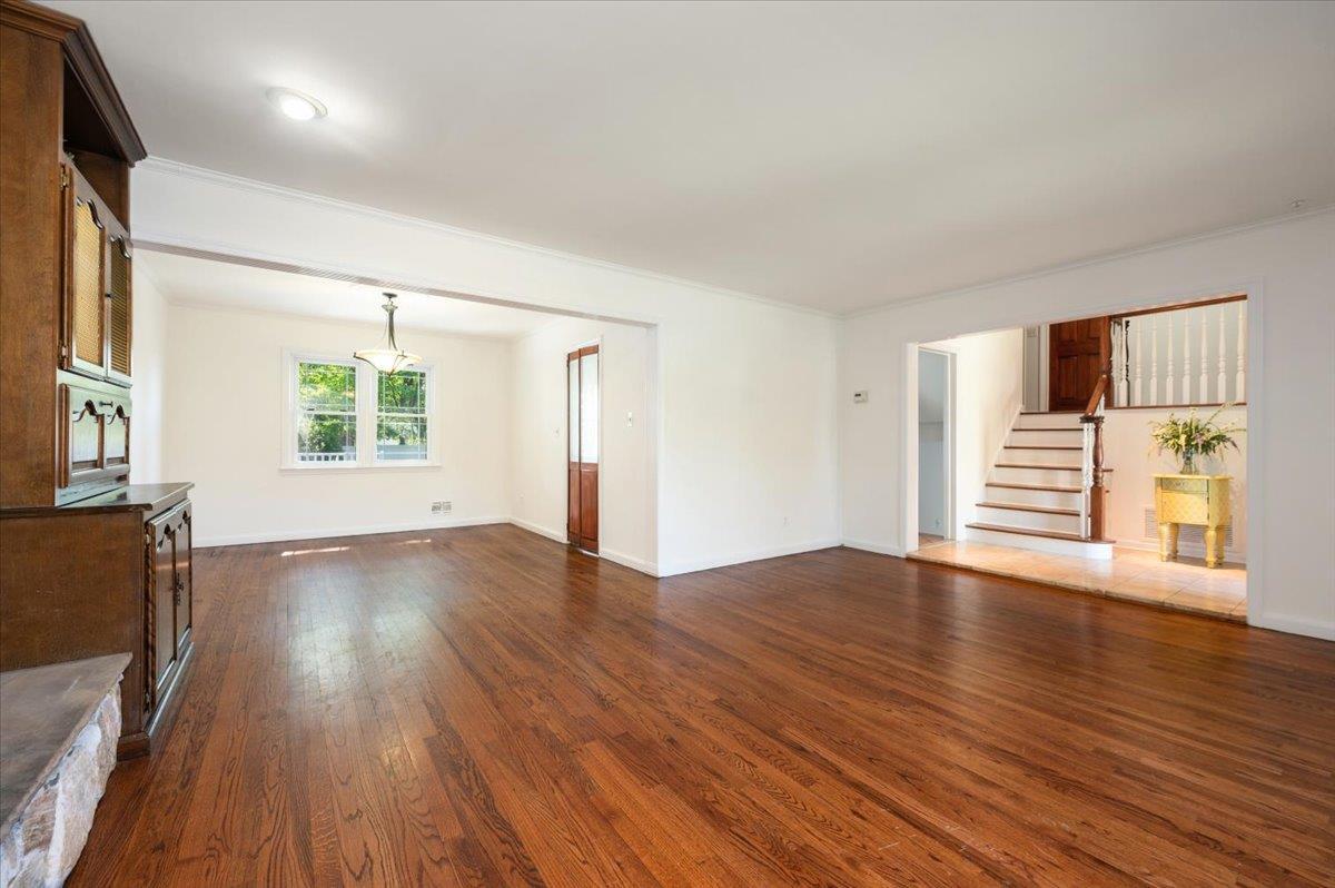 Single Family Hungry Harbor  Nassau County, NY 11581, MLS-863160-6