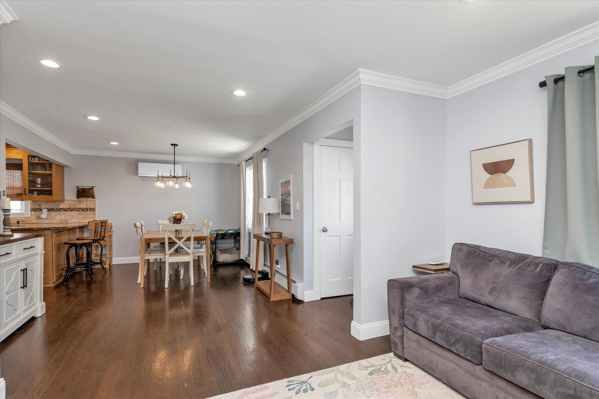 Single Family Spruce  Nassau County, NY 11783, MLS-863166-3