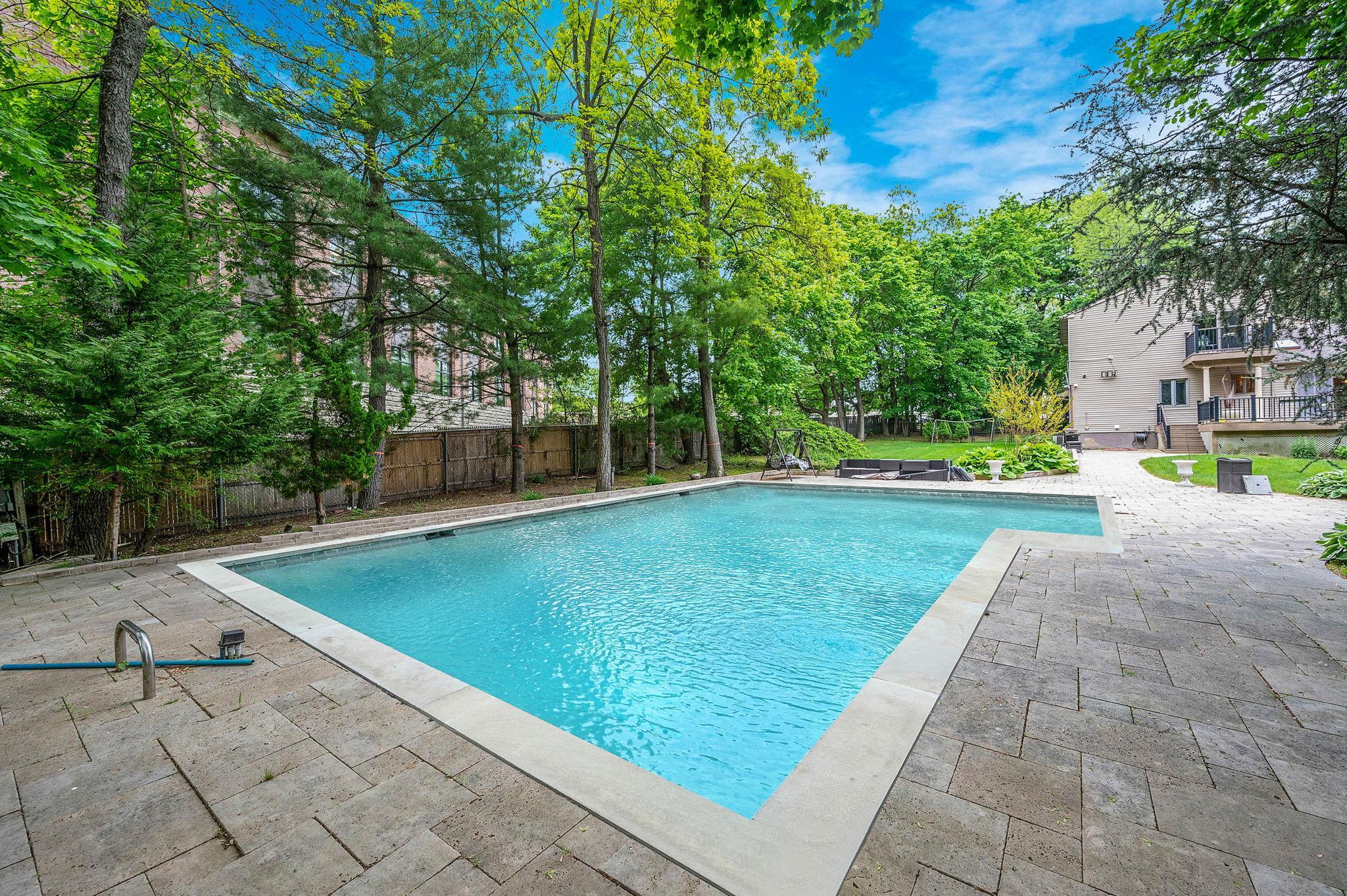Single Family Farmview Drive  Suffolk County, NY 11746, MLS-863181-31
