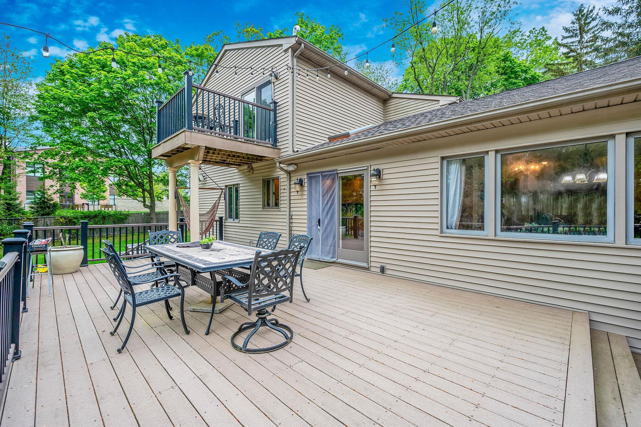 Single Family Farmview Drive  Suffolk County, NY 11746, MLS-863181-44