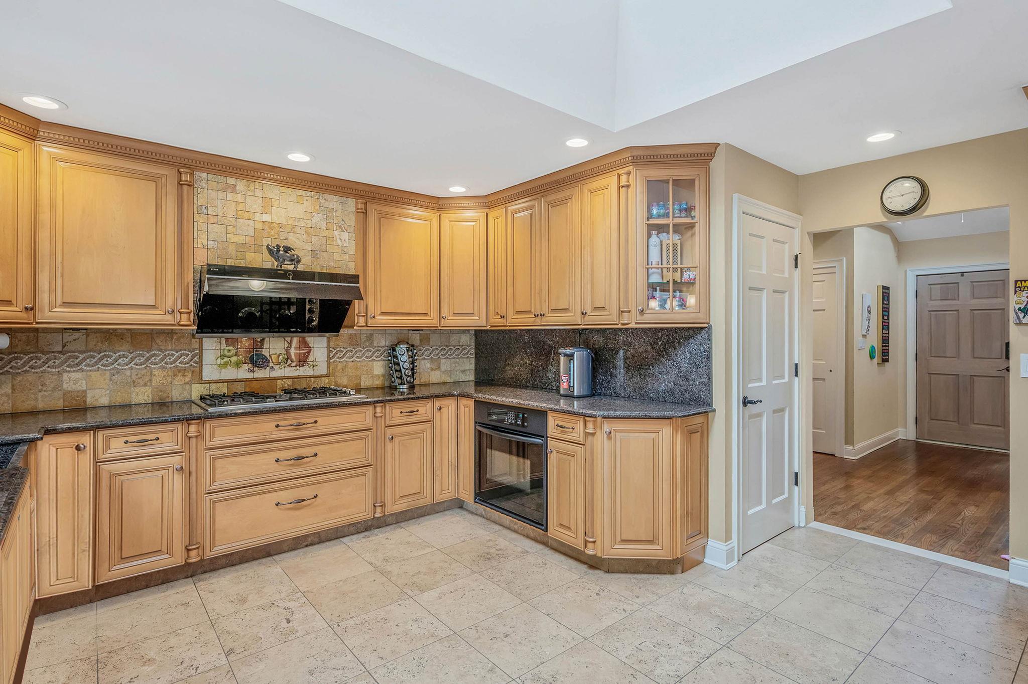 Single Family Farmview Drive  Suffolk County, NY 11746, MLS-863181-7