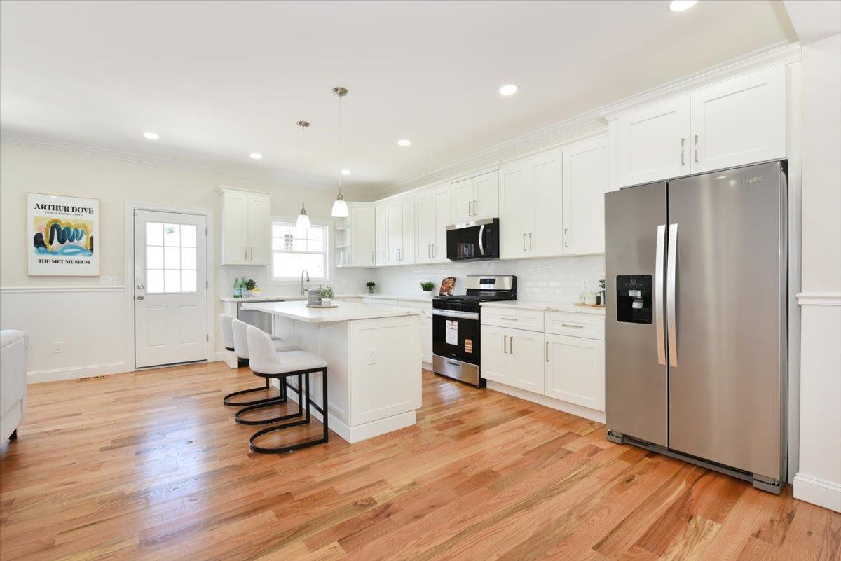 Single Family Duncan  Nassau County, NY 11550, MLS-863182-8