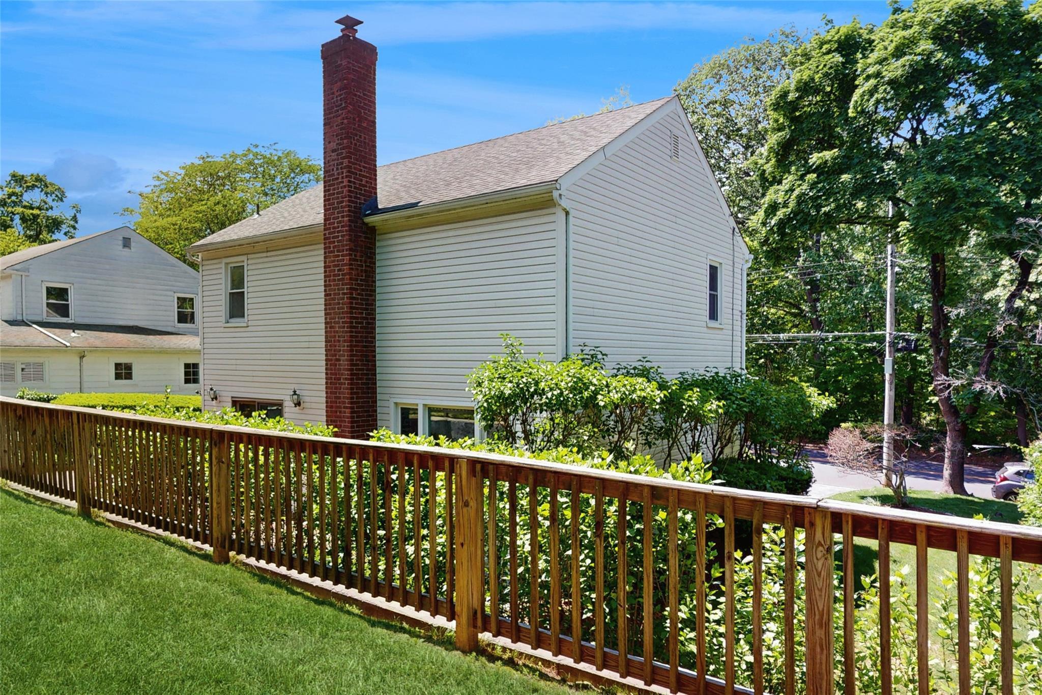 Single Family Dale  Westchester County, NY 10709, MLS-863194-23