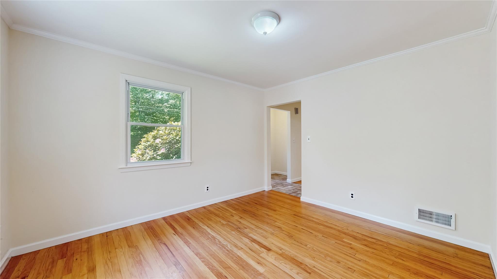 Single Family Dale  Westchester County, NY 10709, MLS-863194-8