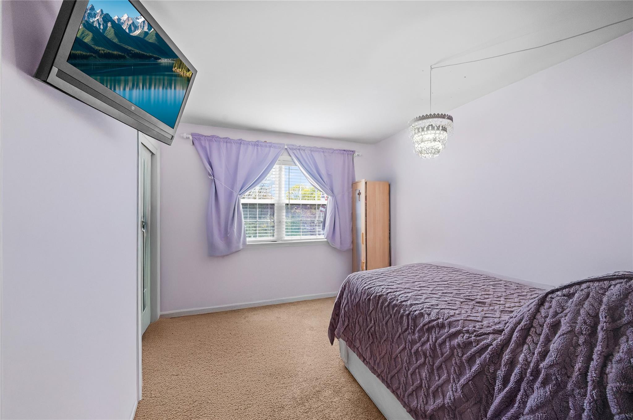 Single Family Prospect  Suffolk County, NY 11706, MLS-863200-16