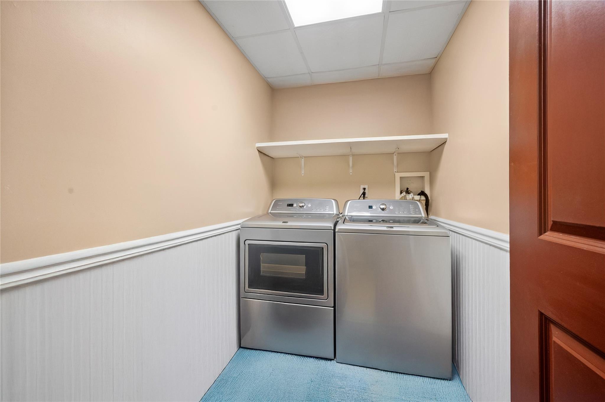 Single Family Prospect  Suffolk County, NY 11706, MLS-863200-27
