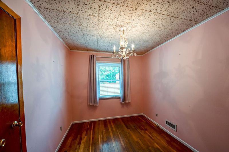 Single Family Glen  Suffolk County, NY 11703, MLS-863204-15