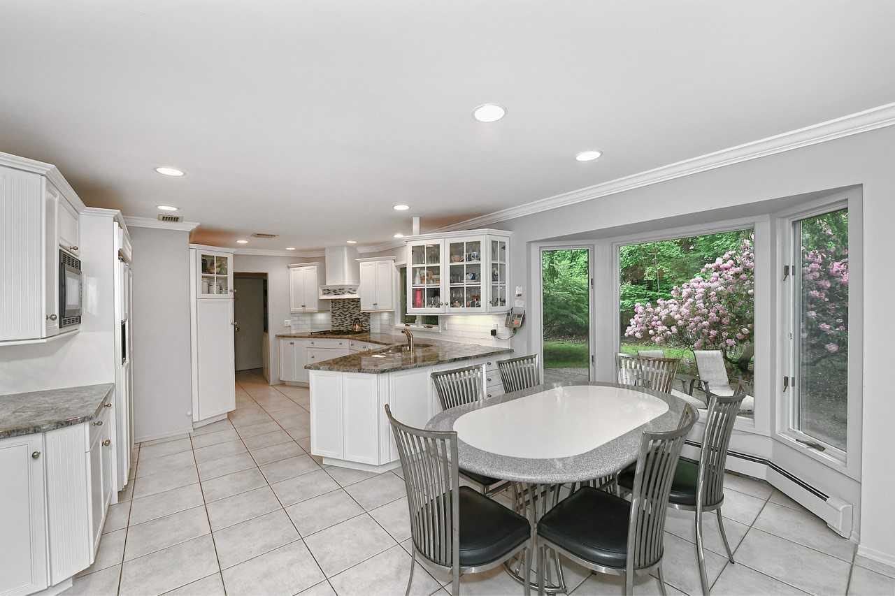 Single Family Twin Oaks  Suffolk County, NY 11754, MLS-863205-11