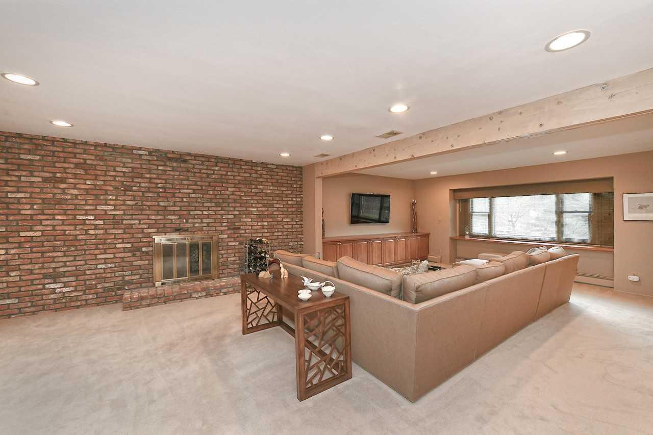 Single Family Twin Oaks  Suffolk County, NY 11754, MLS-863205-17