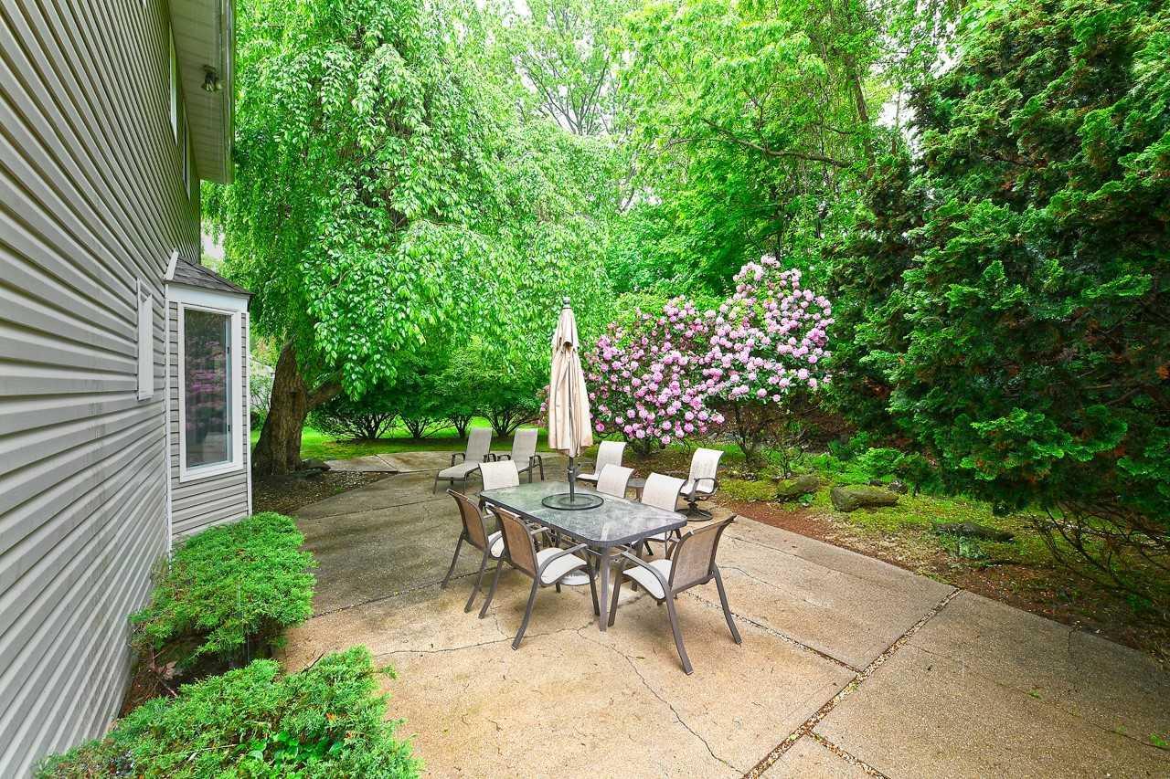 Single Family Twin Oaks  Suffolk County, NY 11754, MLS-863205-30