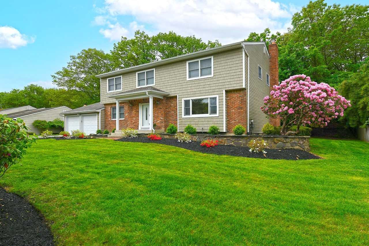 Single Family Twin Oaks  Suffolk County, NY 11754, MLS-863205-4