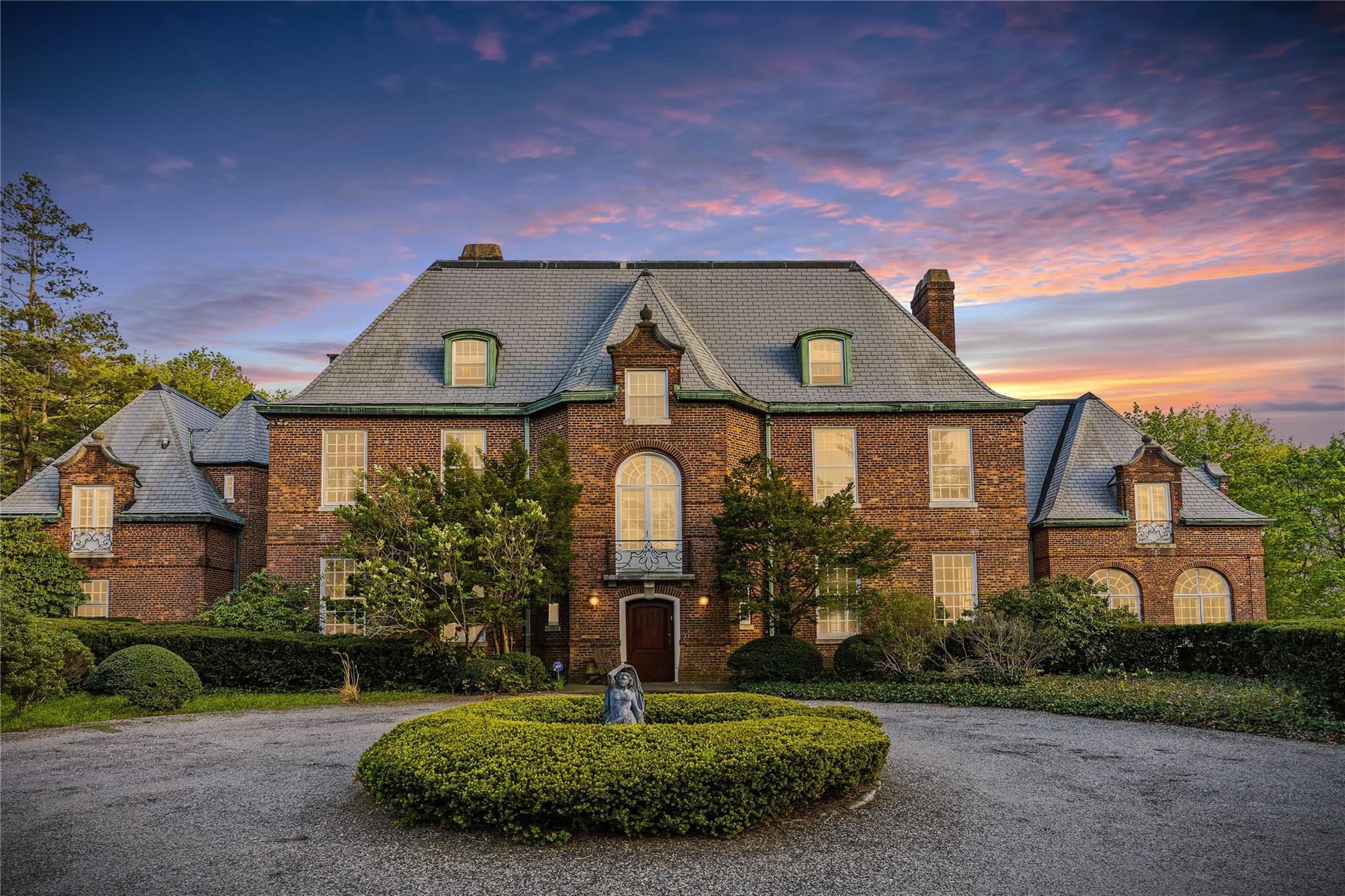 Single Family Auserehl Suffolk County, NY 11743, MLS-863213-2