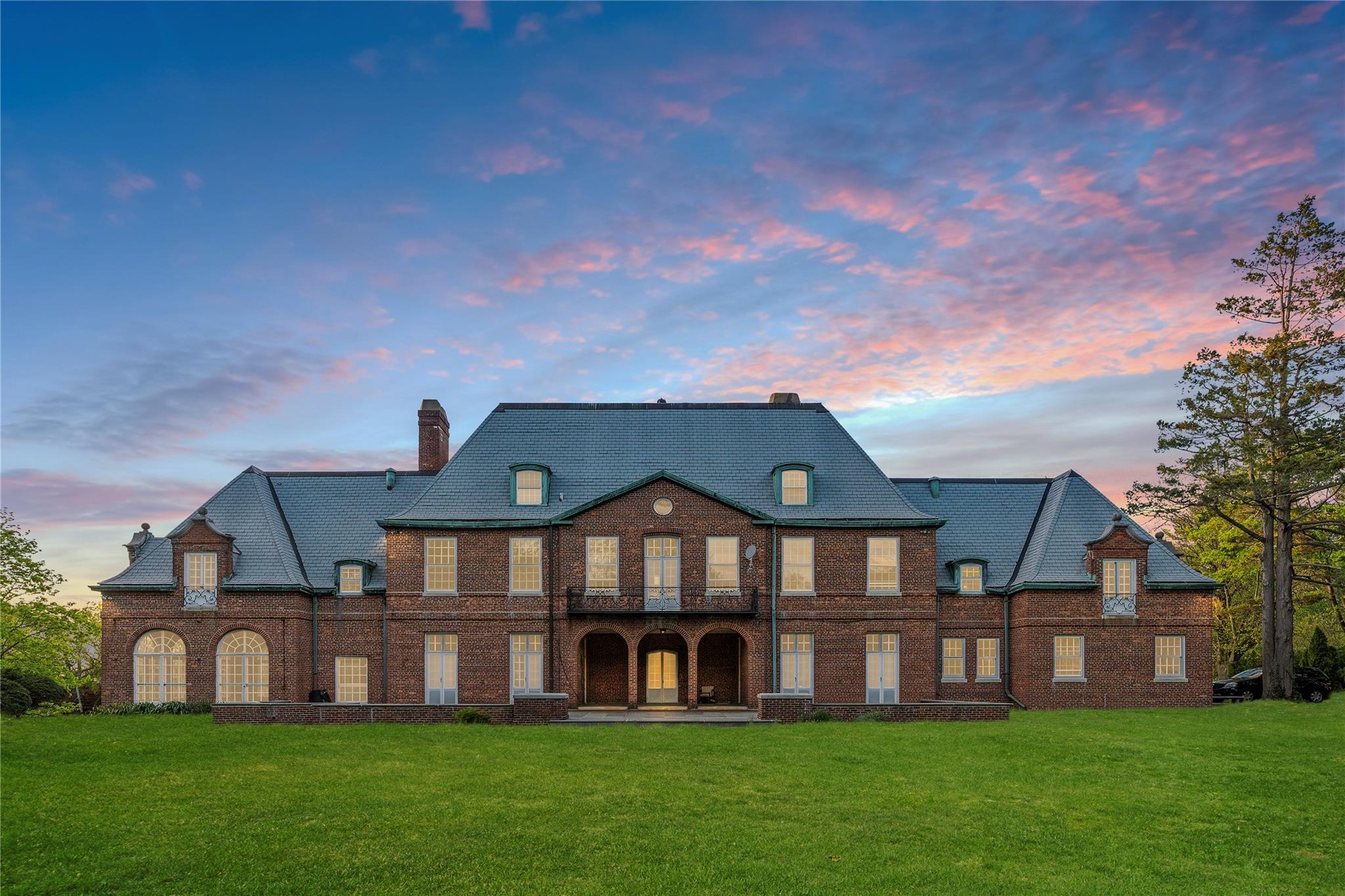 Single Family Auserehl Suffolk County, NY 11743, MLS-863213-3