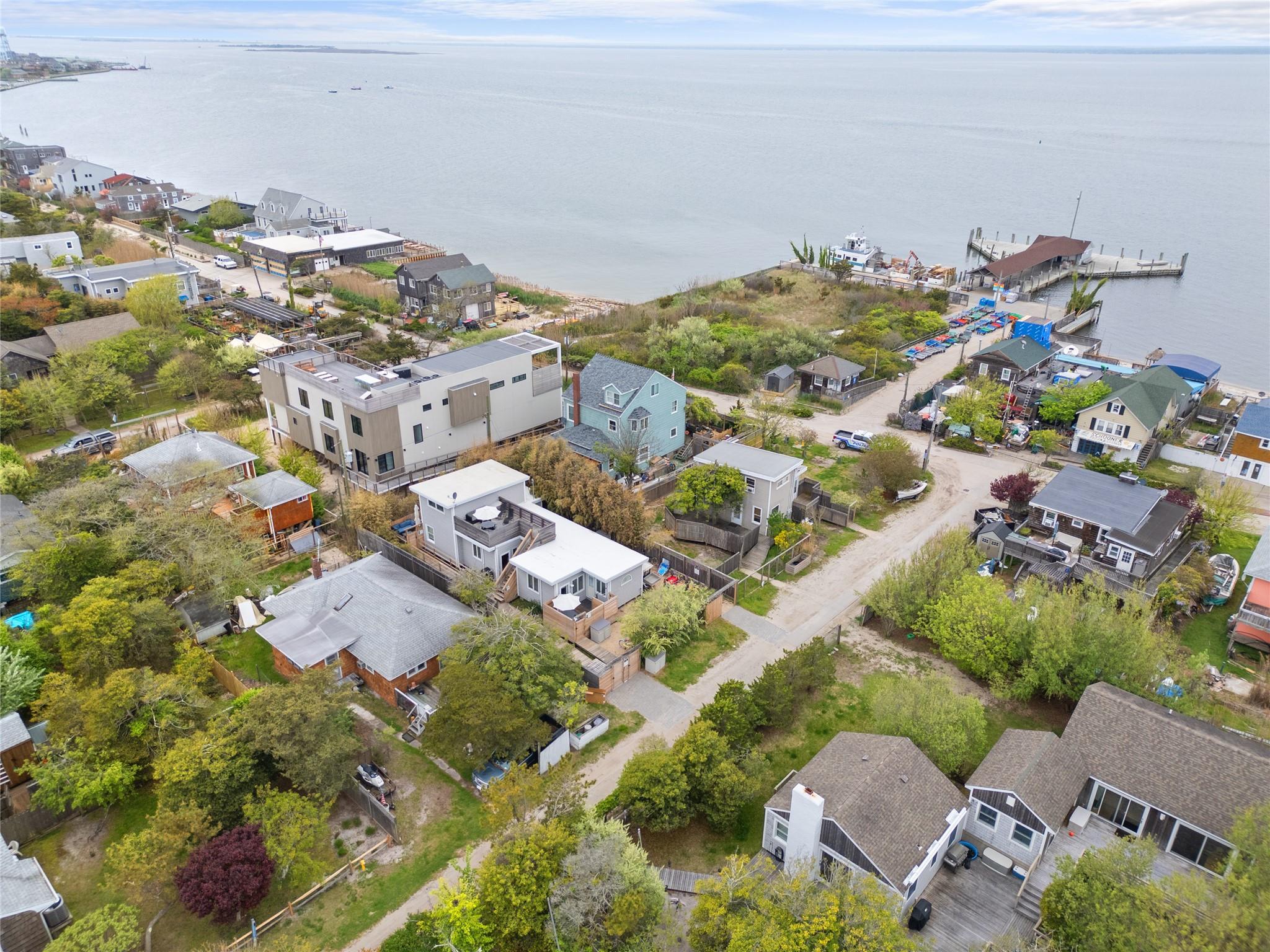 Single Family Champlain  Suffolk County, NY 11706, MLS-863216-4