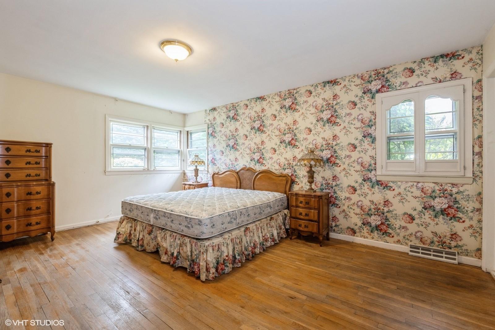 Single Family Ivy  Nassau County, NY 11559, MLS-863229-14