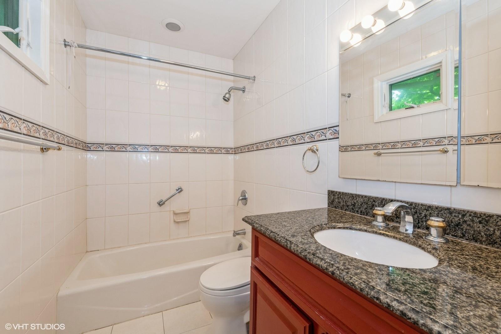 Single Family Ivy  Nassau County, NY 11559, MLS-863229-16
