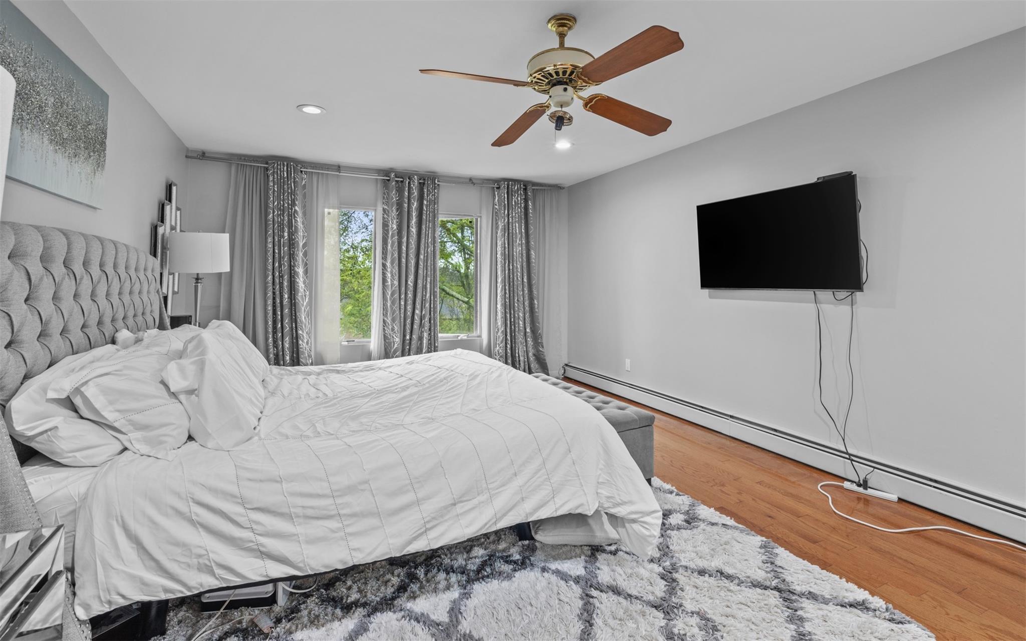 Single Family Stonehurst  Suffolk County, NY 11746, MLS-863264-20