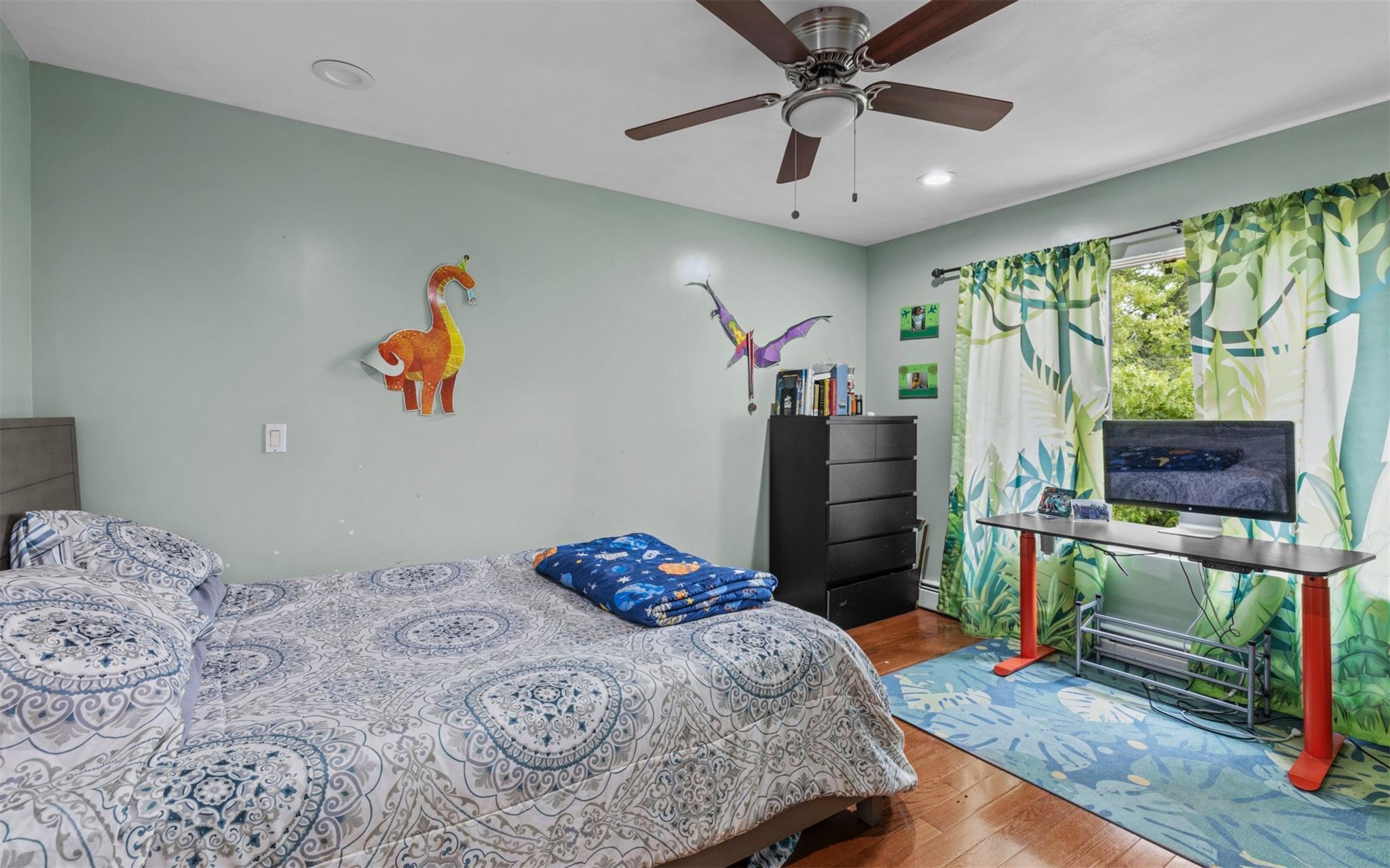 Single Family Stonehurst  Suffolk County, NY 11746, MLS-863264-24